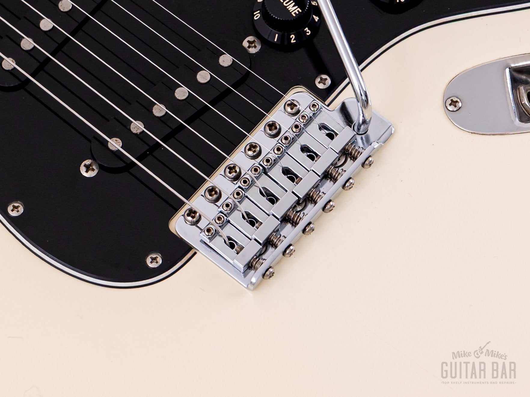 1985 Fender JV Stratocaster ‘72 Vintage Reissue ST72-65 Olympic White 100% Original, Japan MIJ Fujigen