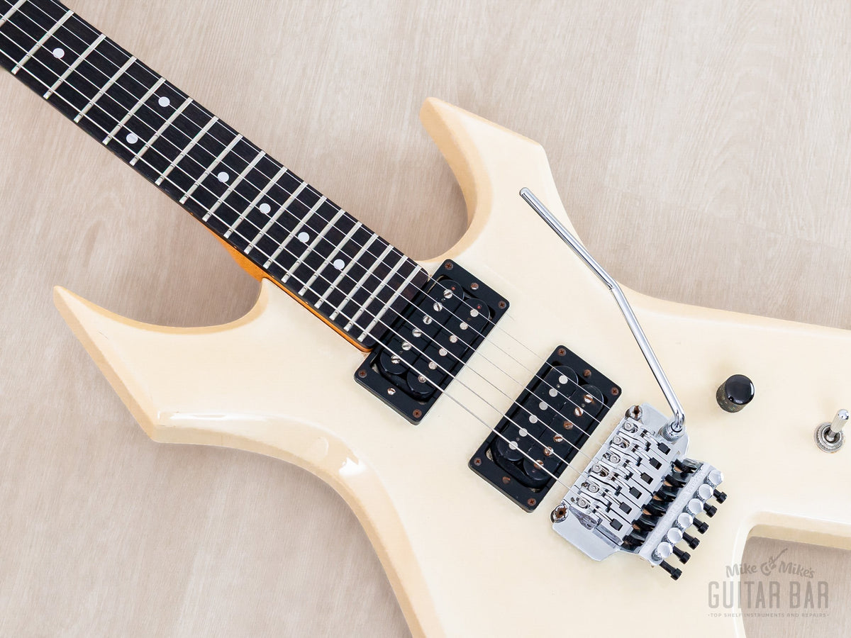 Angled body and fretboard view
