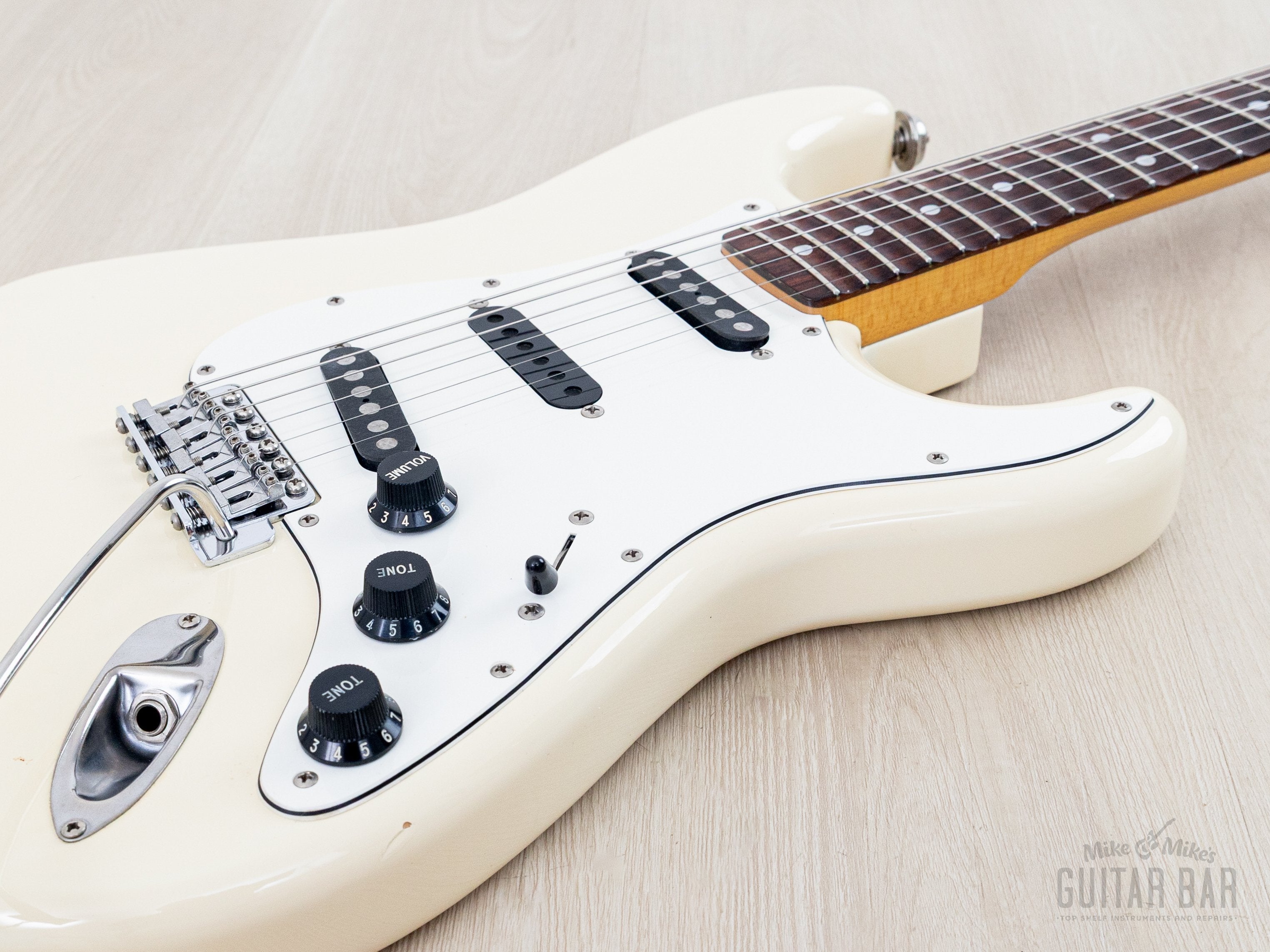 1994 Fender Ritchie Blackmore Stratocaster ST72-145RB Olympic White, N