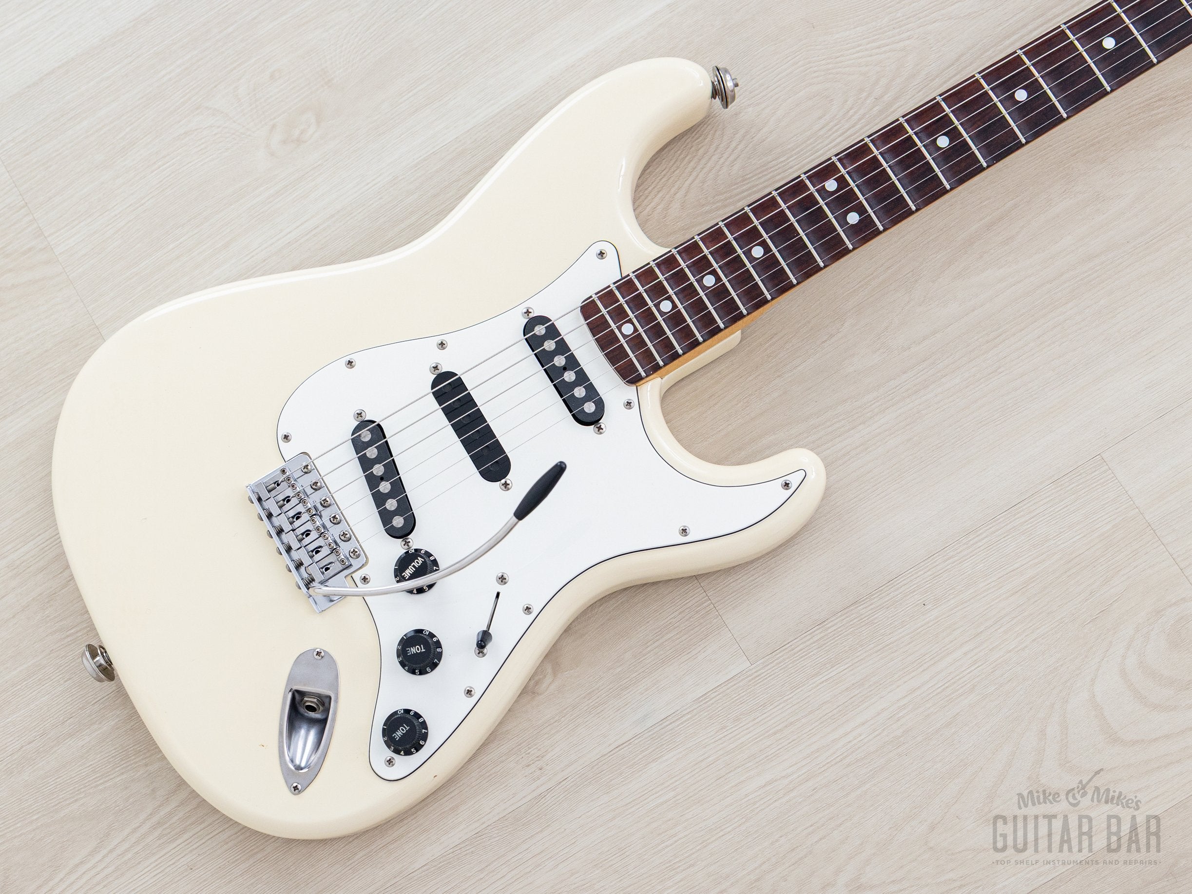 1994 Fender Ritchie Blackmore Stratocaster ST72-145RB Olympic White, N
