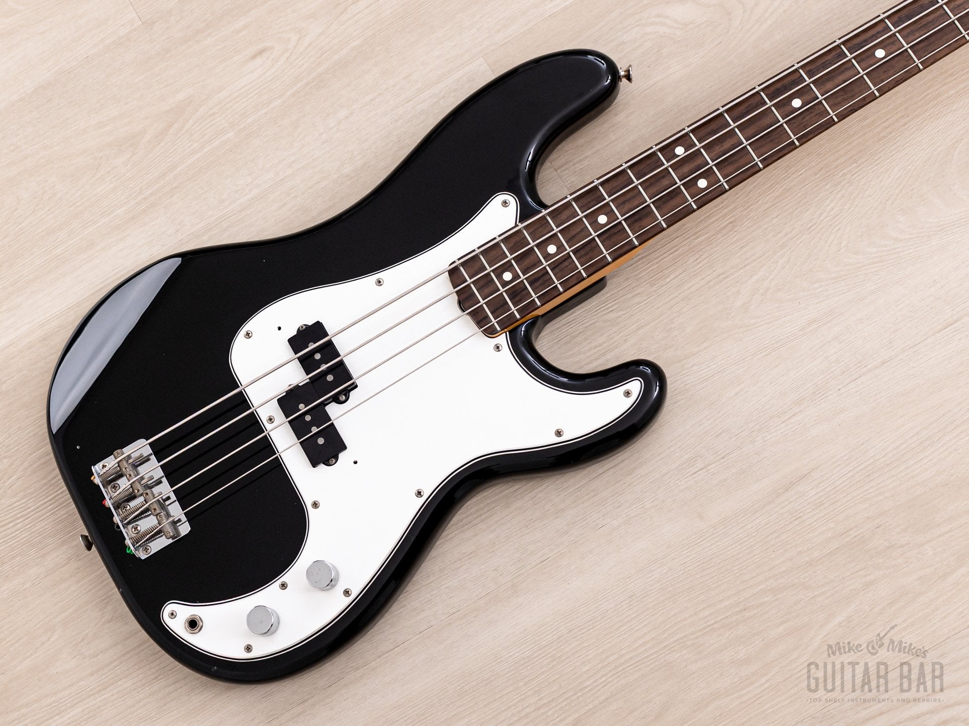 1982 Fender JV Precision Bass '62 Vintage Reissue PB62-75