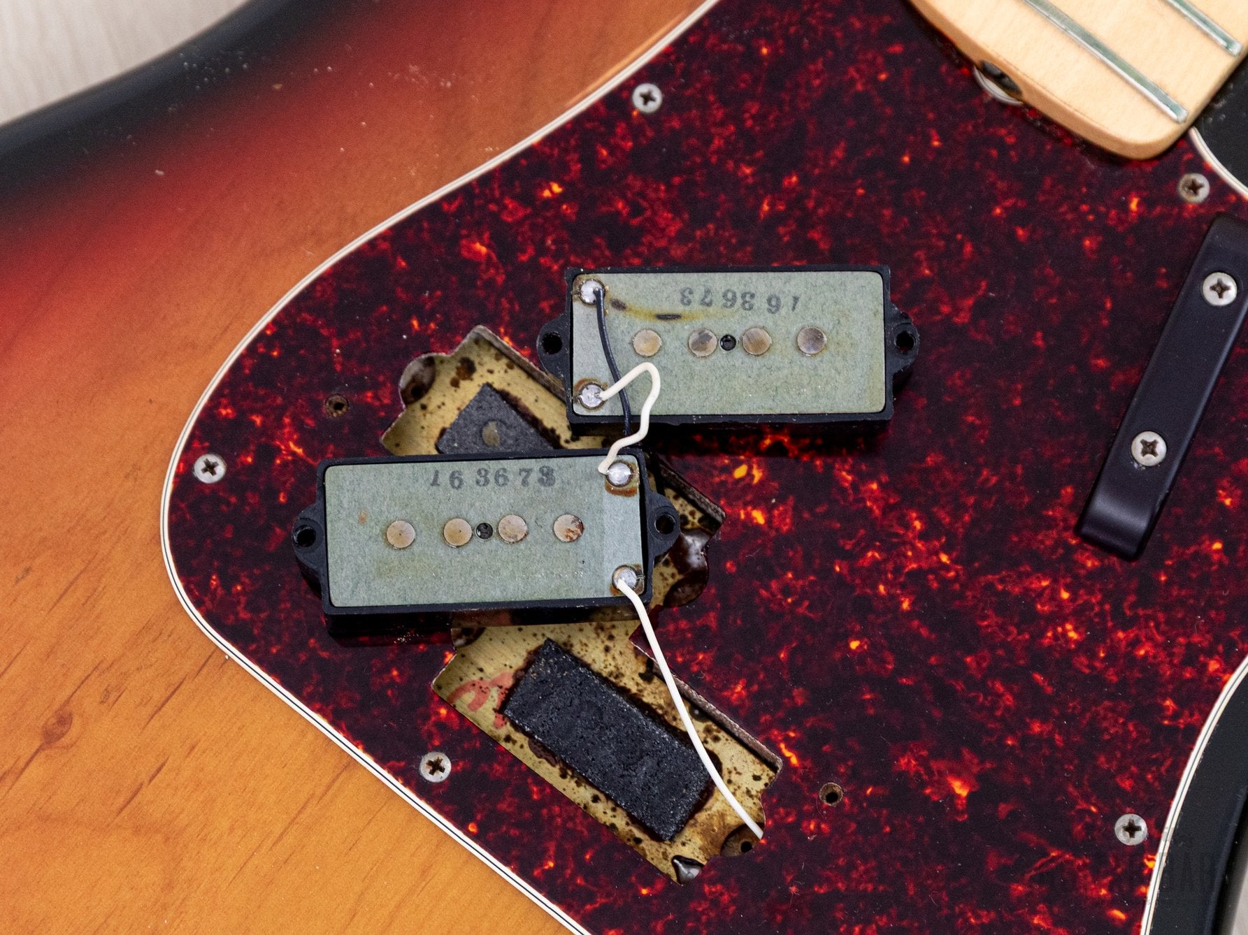 値下げ！Fender precisionBass 1973〜75 1973 Fender Precision Bass Sunburst Vintage Bass