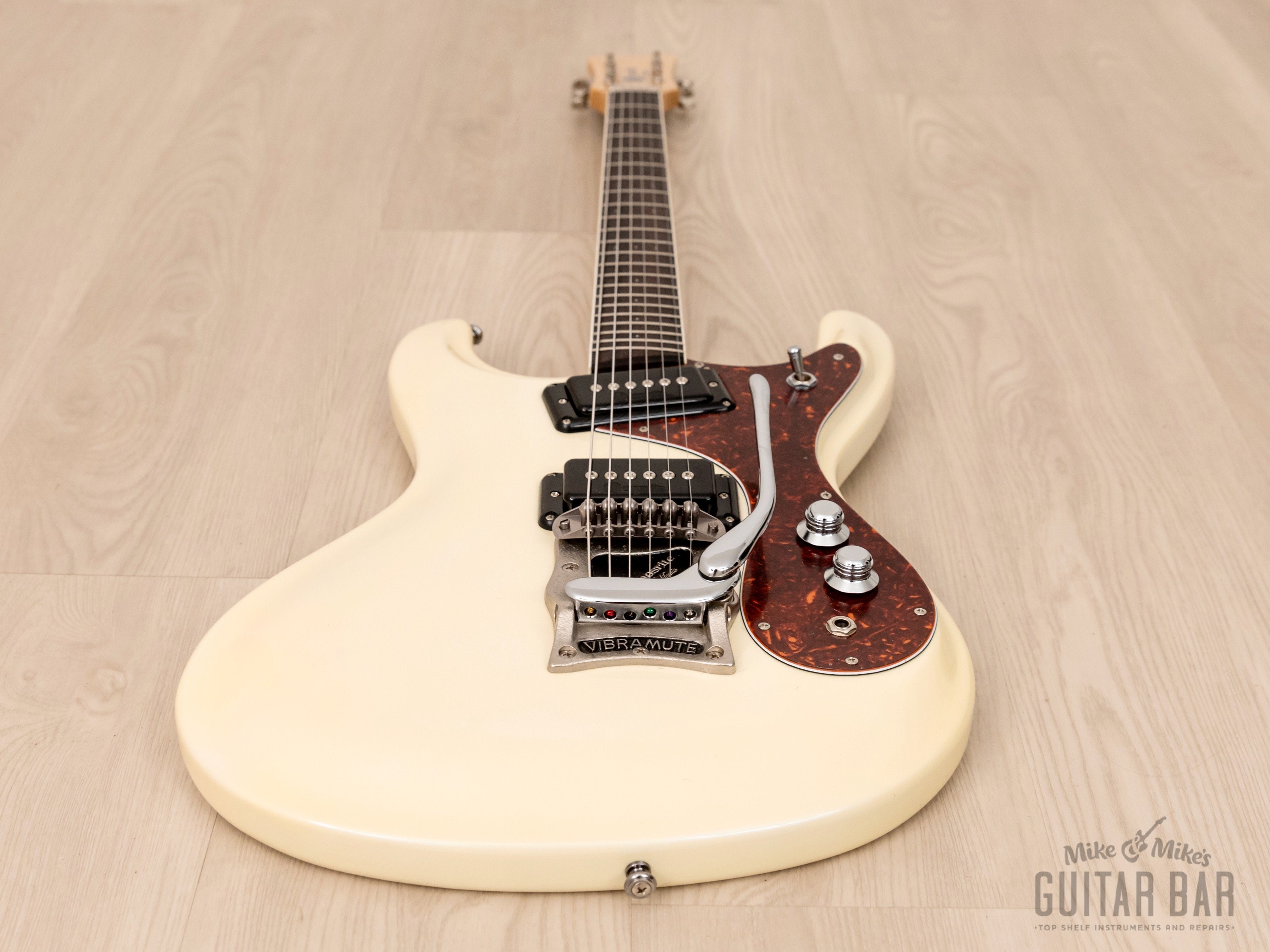 2000s Mosrite Ventures Model Super Custom '65 Pearl White w/ Vibramute, Case & Hangtags, Japan Kurokumo