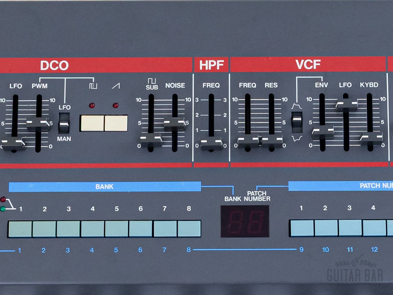1985 Roland Juno-106S Vintage Analog Synthesizer Near-Mint w/ Built-In