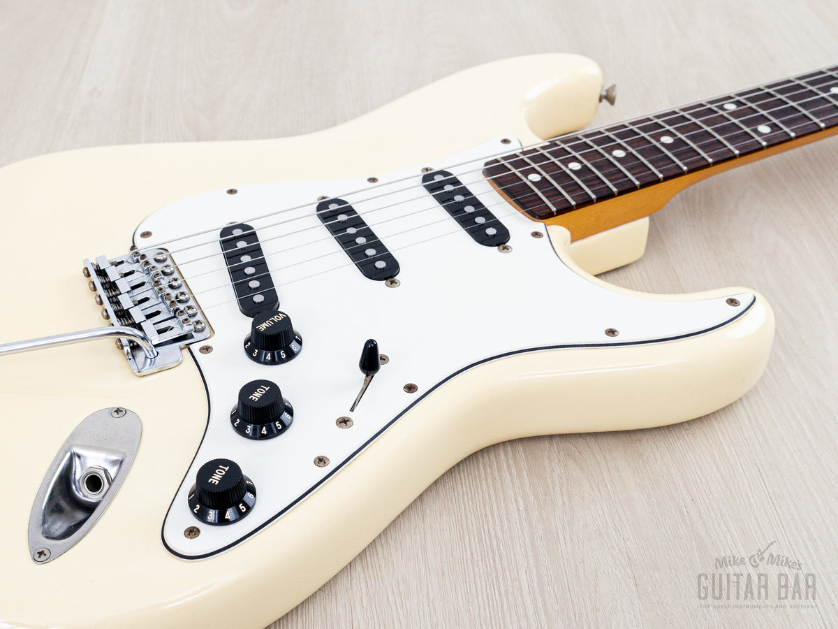 1985 Fender ST72-55 Stratocaster Olympic White, body close-up