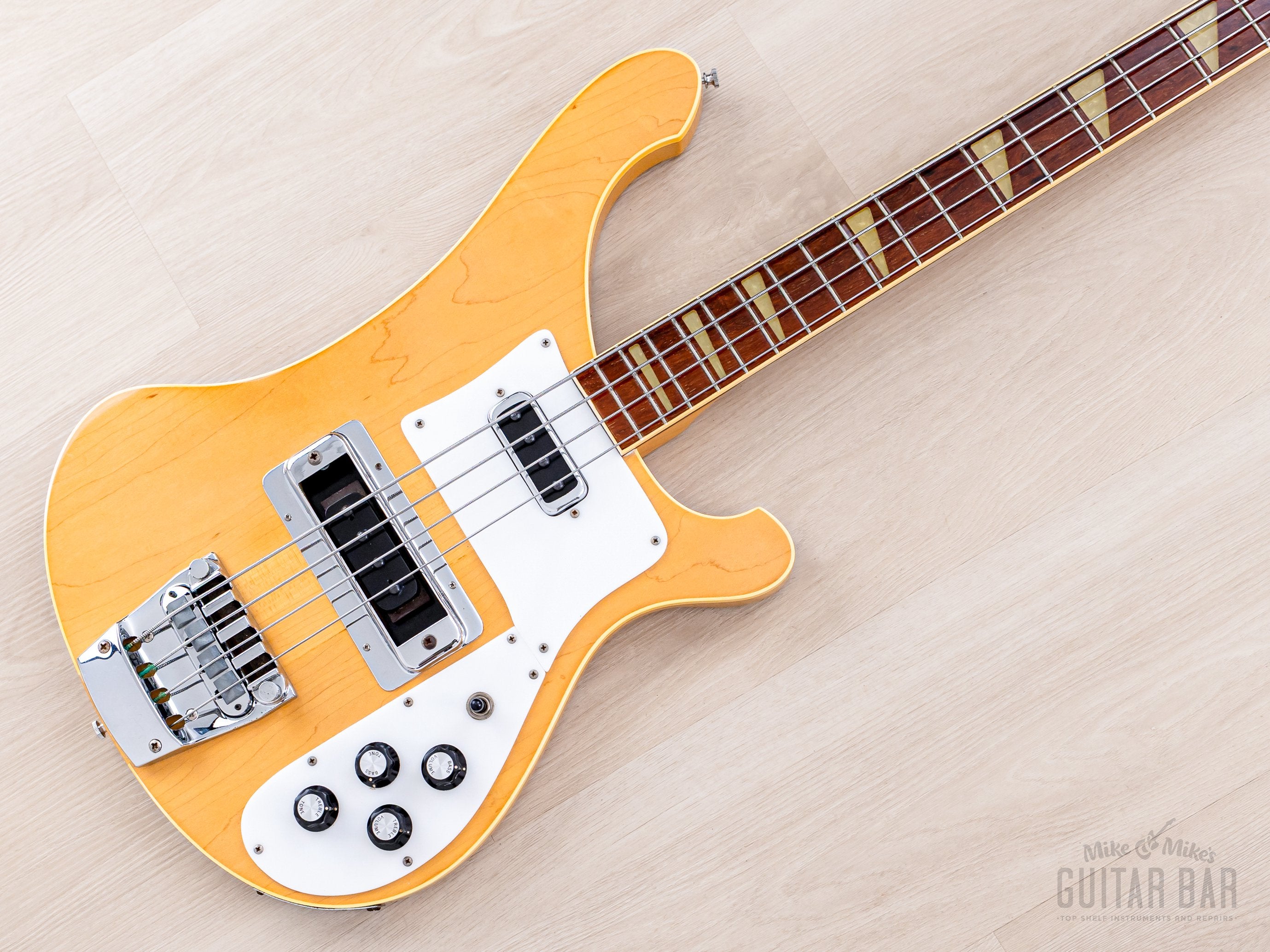 1982 Rickenbacker 4003 Vintage Neck Through Bass Mapleglo w/ Case