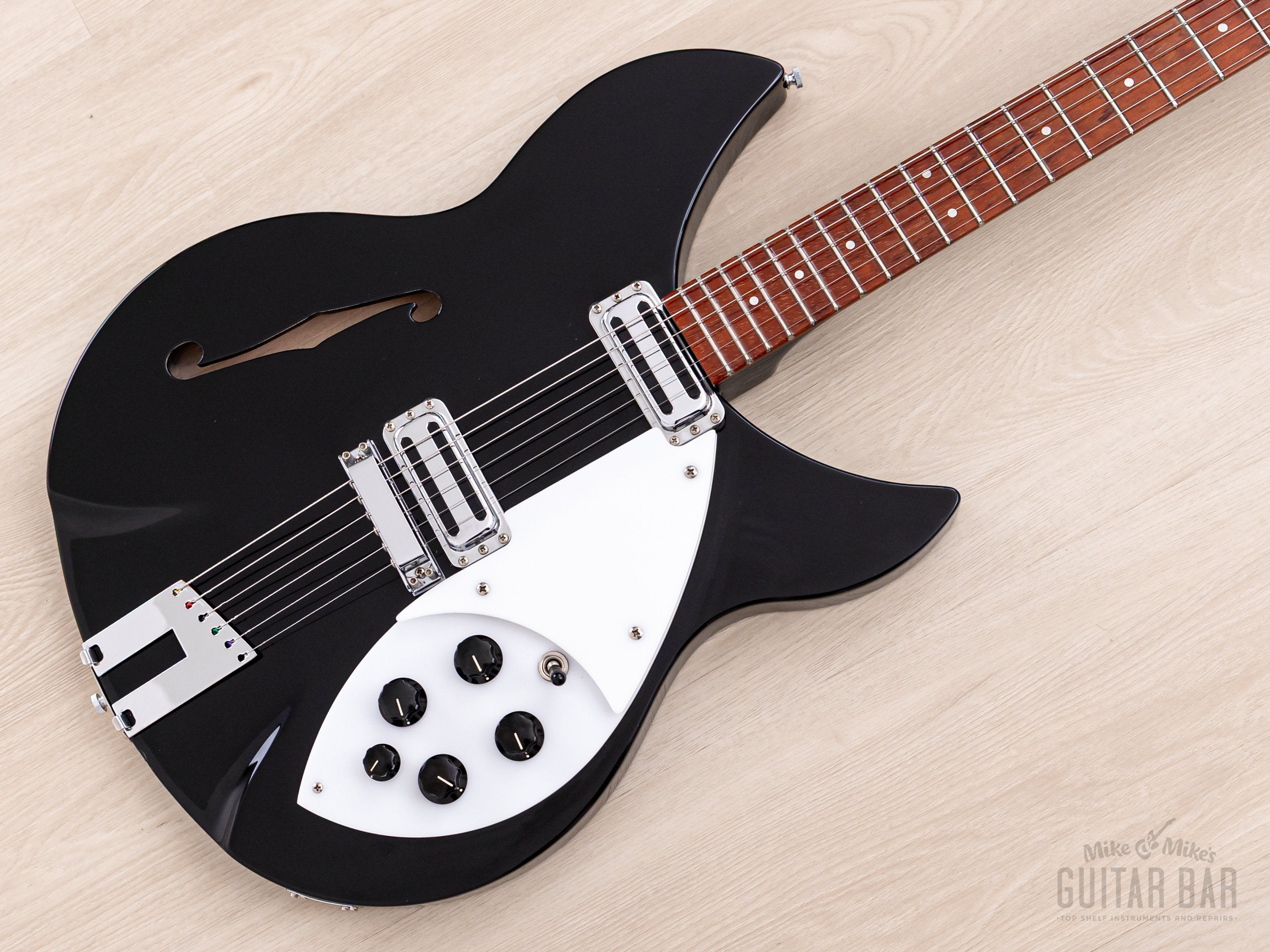 1998 Rickenbacker Rose Morris Model 1997 Jetglo w/ Toaster Tops, Hangtags & Case