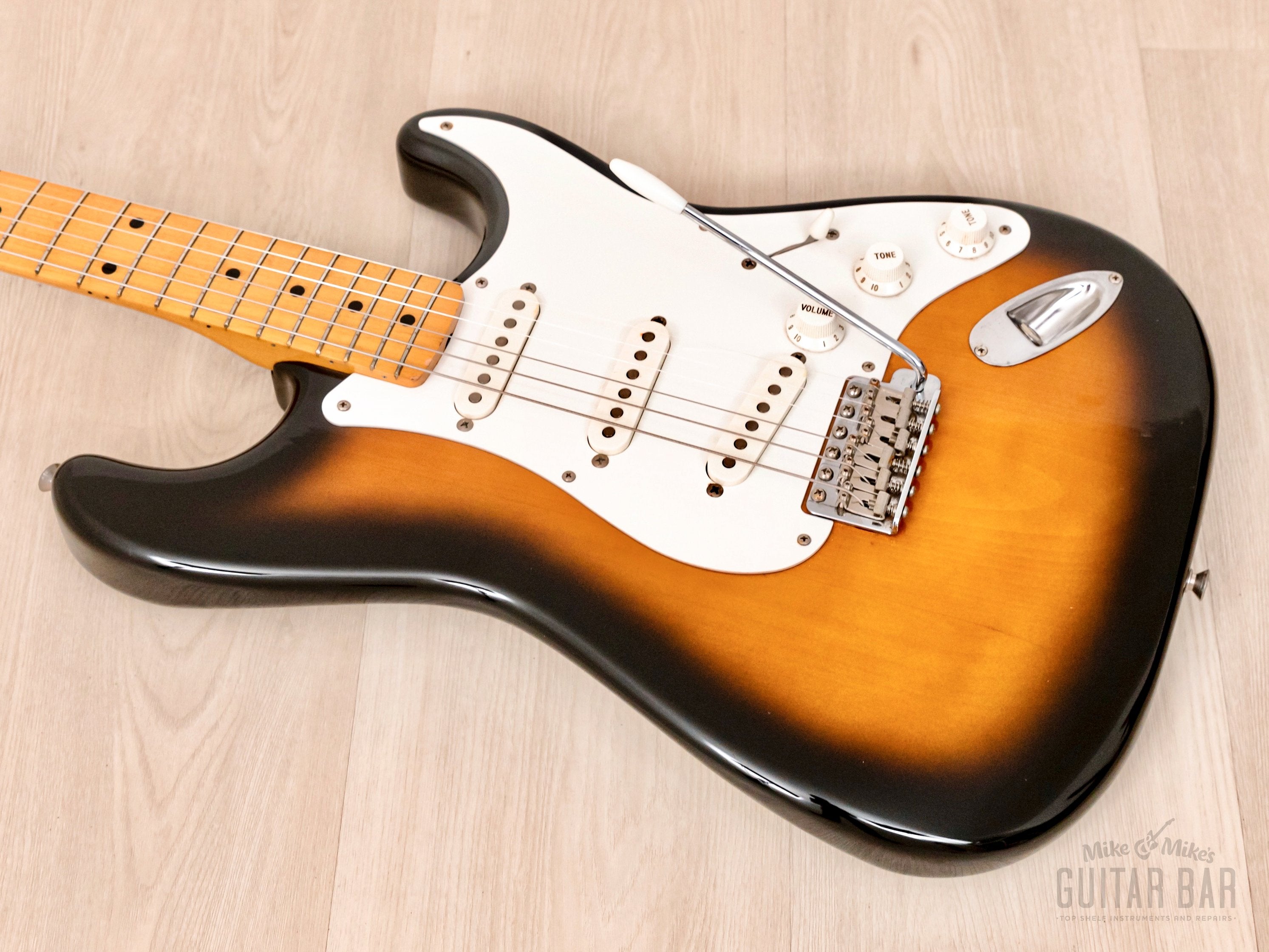 1994 Fender Stratocaster ‘54 Vintage Reissue ST54-53 Sunburst w/ V Neck, Japan MIJ