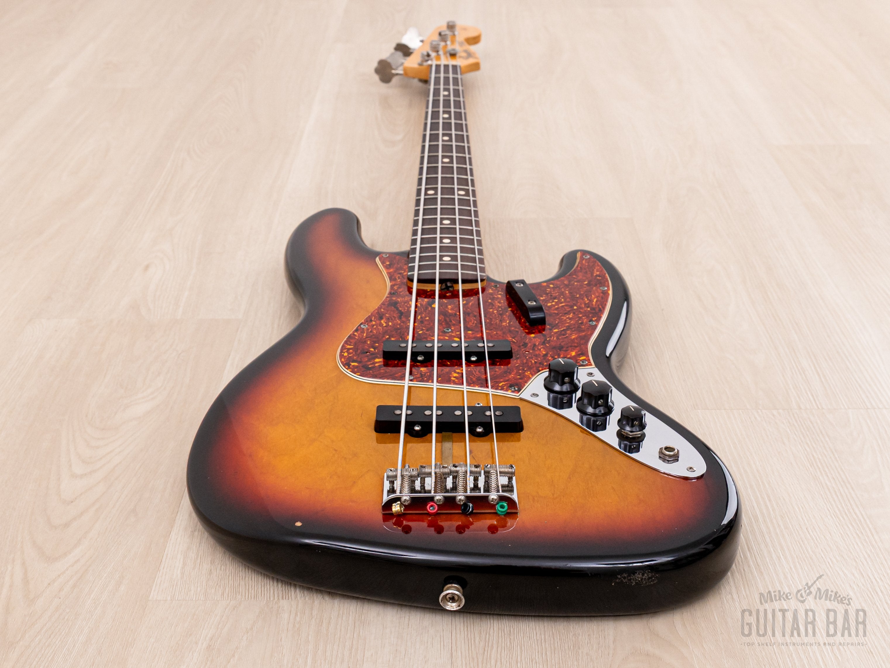 1992 Fender Custom Shop 1962 Jazz Bass Sunburst 100% Original & Near-Mint w/ Case