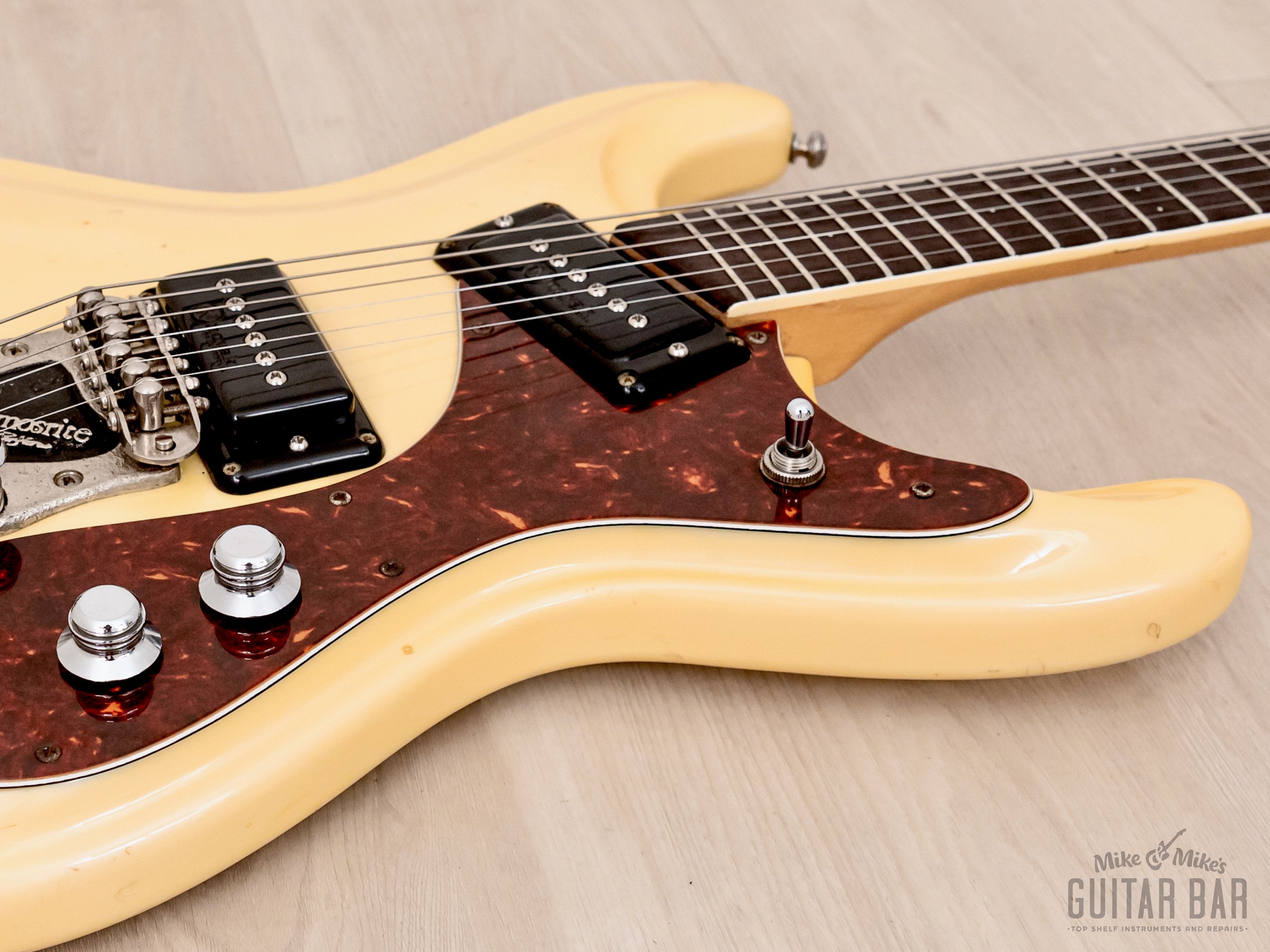 2000s Mosrite Ventures Model Super Custom '65 Pearl White w/ Curtis Novak Pickups & Vibramute, Japan Kurokumo