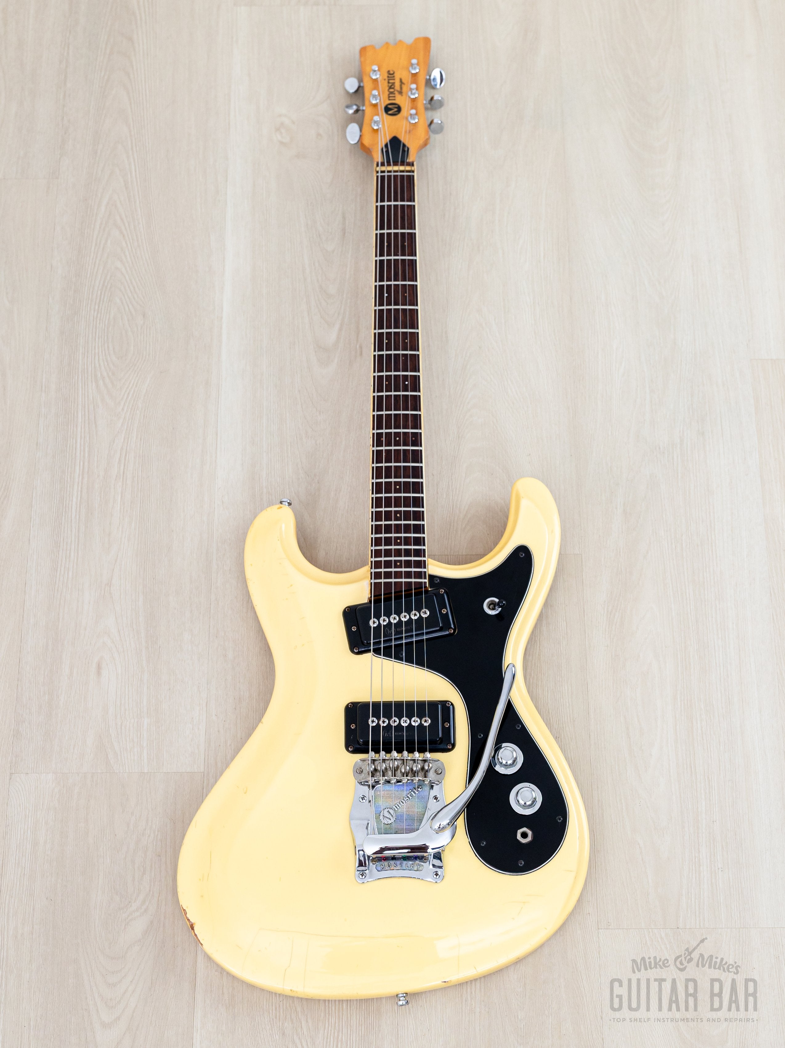 1970s Mosrite Ventures Model “Avenger” Vintage Electric Guitar White w