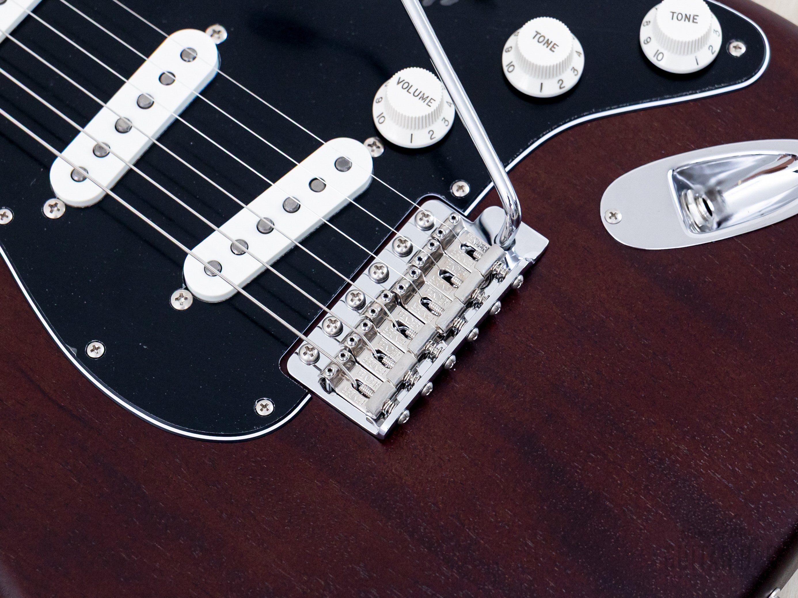 2023 Fender Traditional II Late '60s Stratocaster FSR All-Mahogany w/