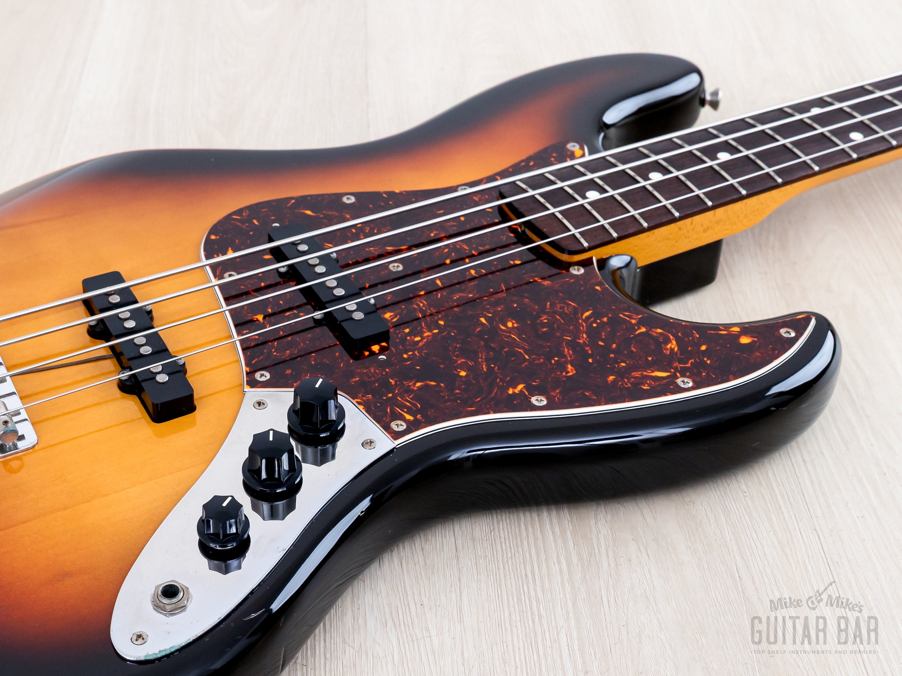 1988 Fender Jazz Bass '62 Vintage Reissue JB62-60 Sunburst, Japan MIJ