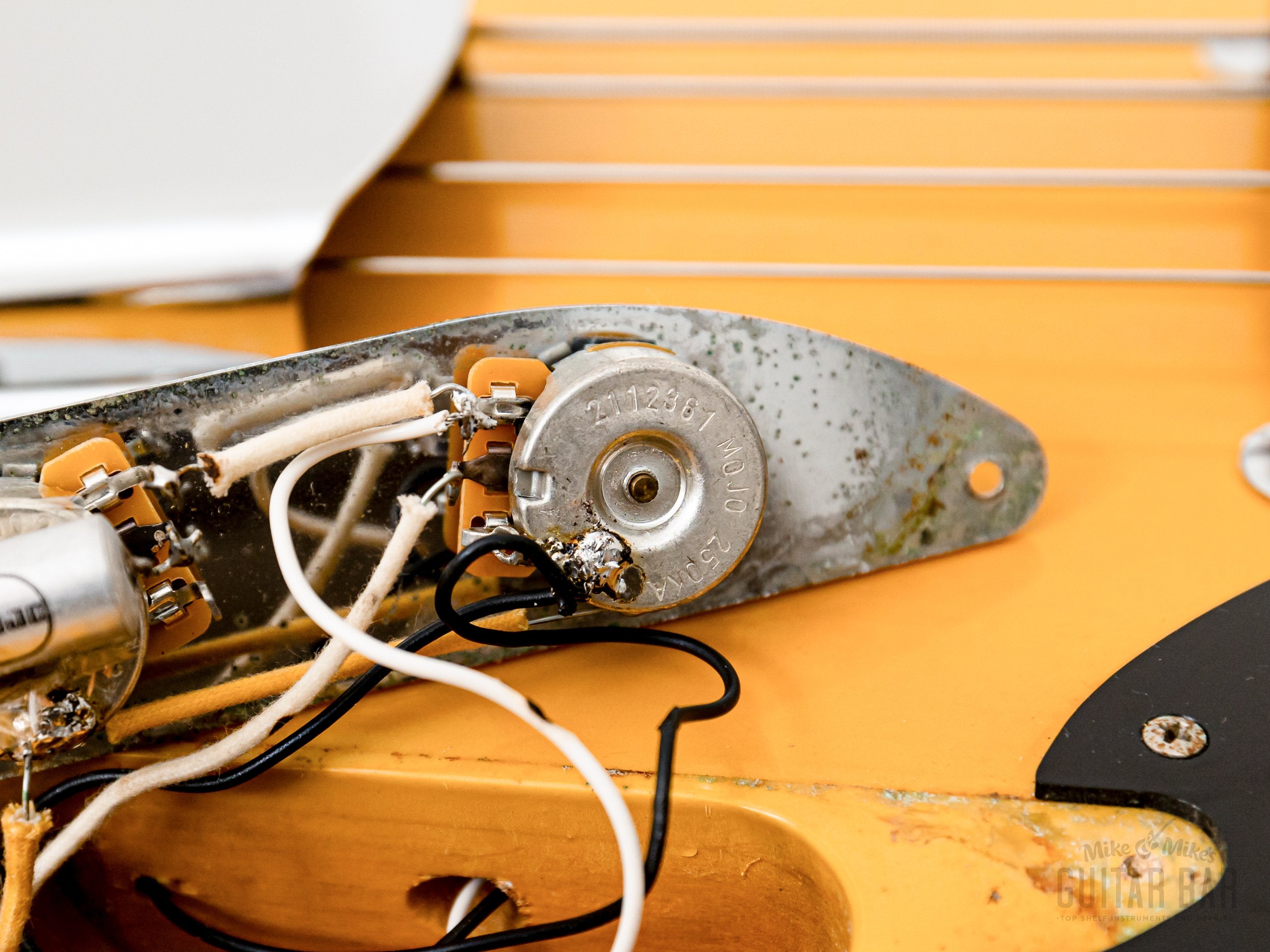 1988 Fender Precision Bass '54 Vintage Reissue OPB54-75, Butterscotch w/ JV Serial, Japan MIJ Fujigen