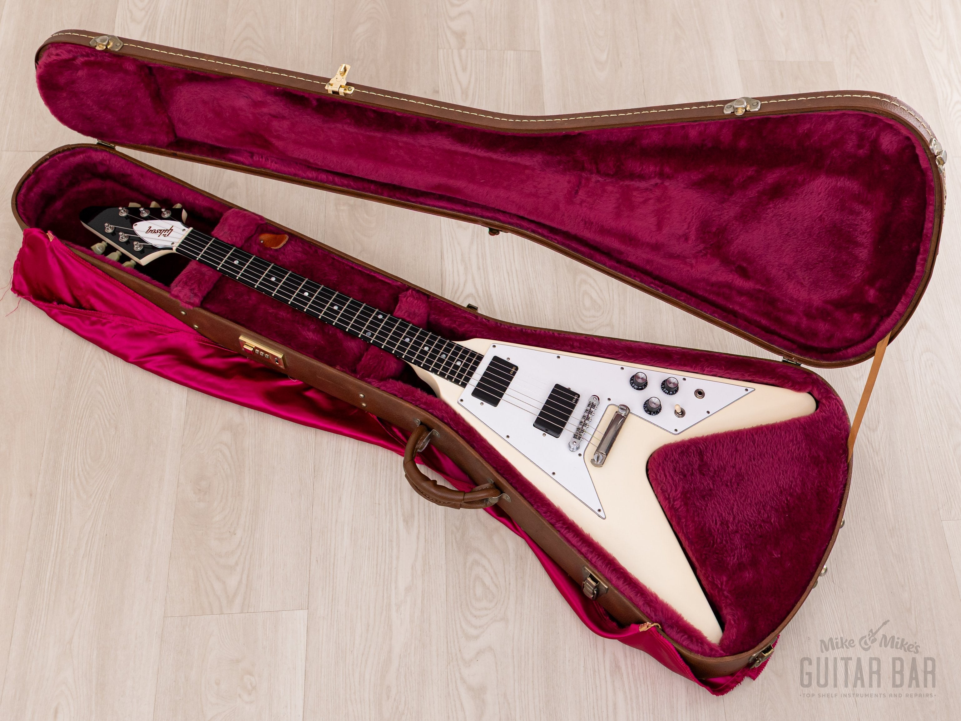 1997 Gibson Flying V '67 Vintage Reissue Alpine White w/ Ebony Fretboard, Active EMG Pickups, Case