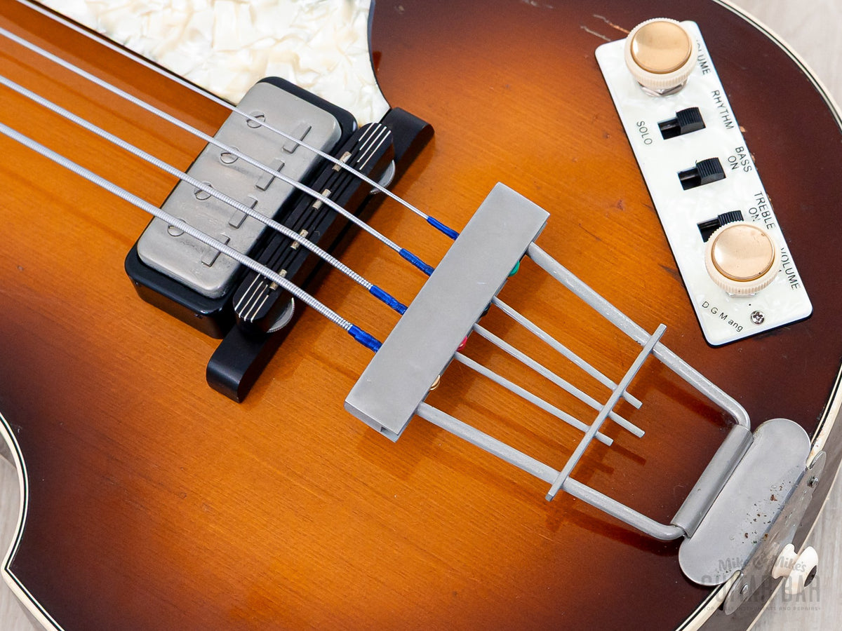1960s Hofner 500/1 bass bridge pickup and bridge