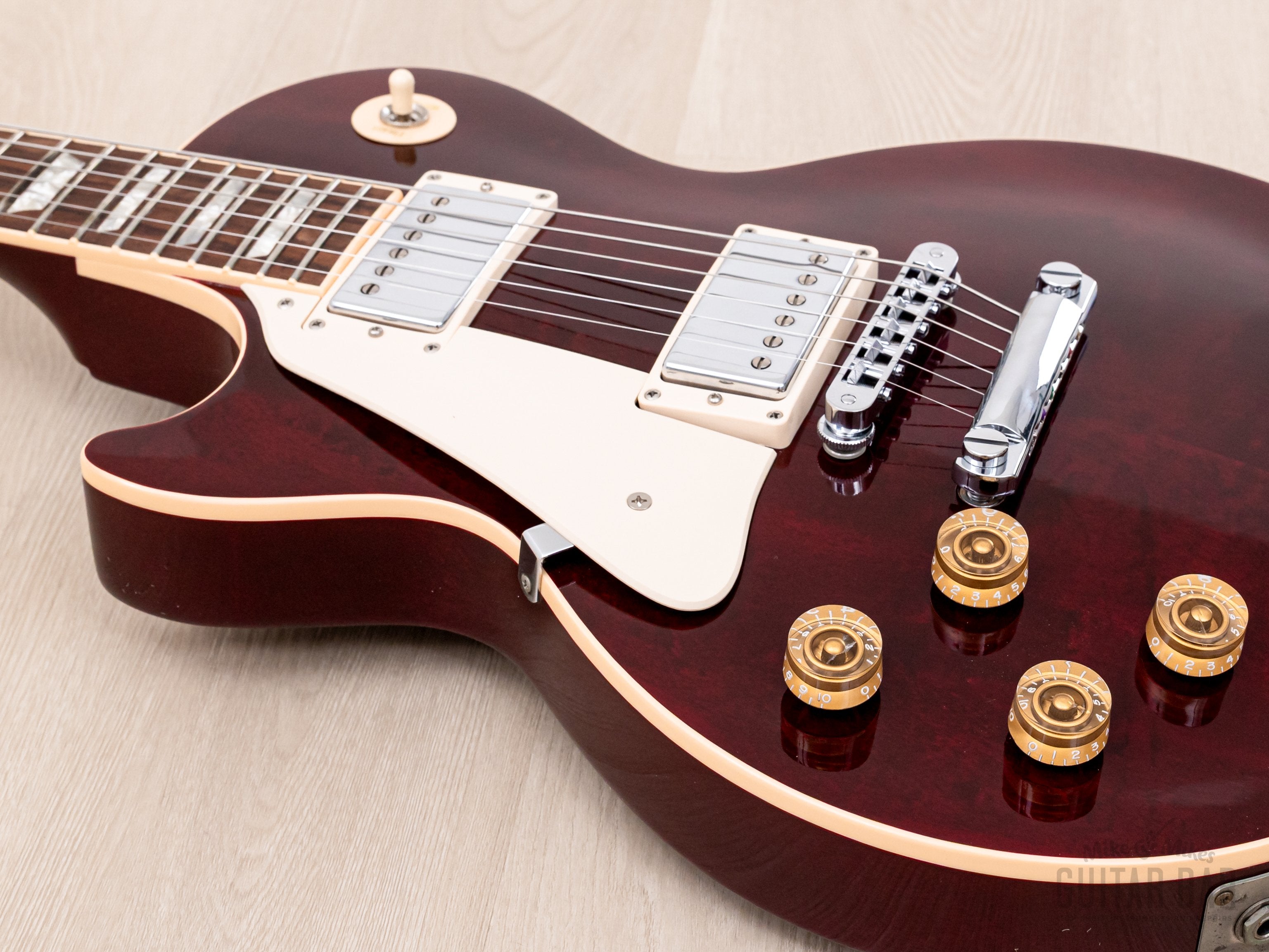 1997 Gibson Les Paul Standard Left-Handed Wine Red, Near-Mint w/ Case