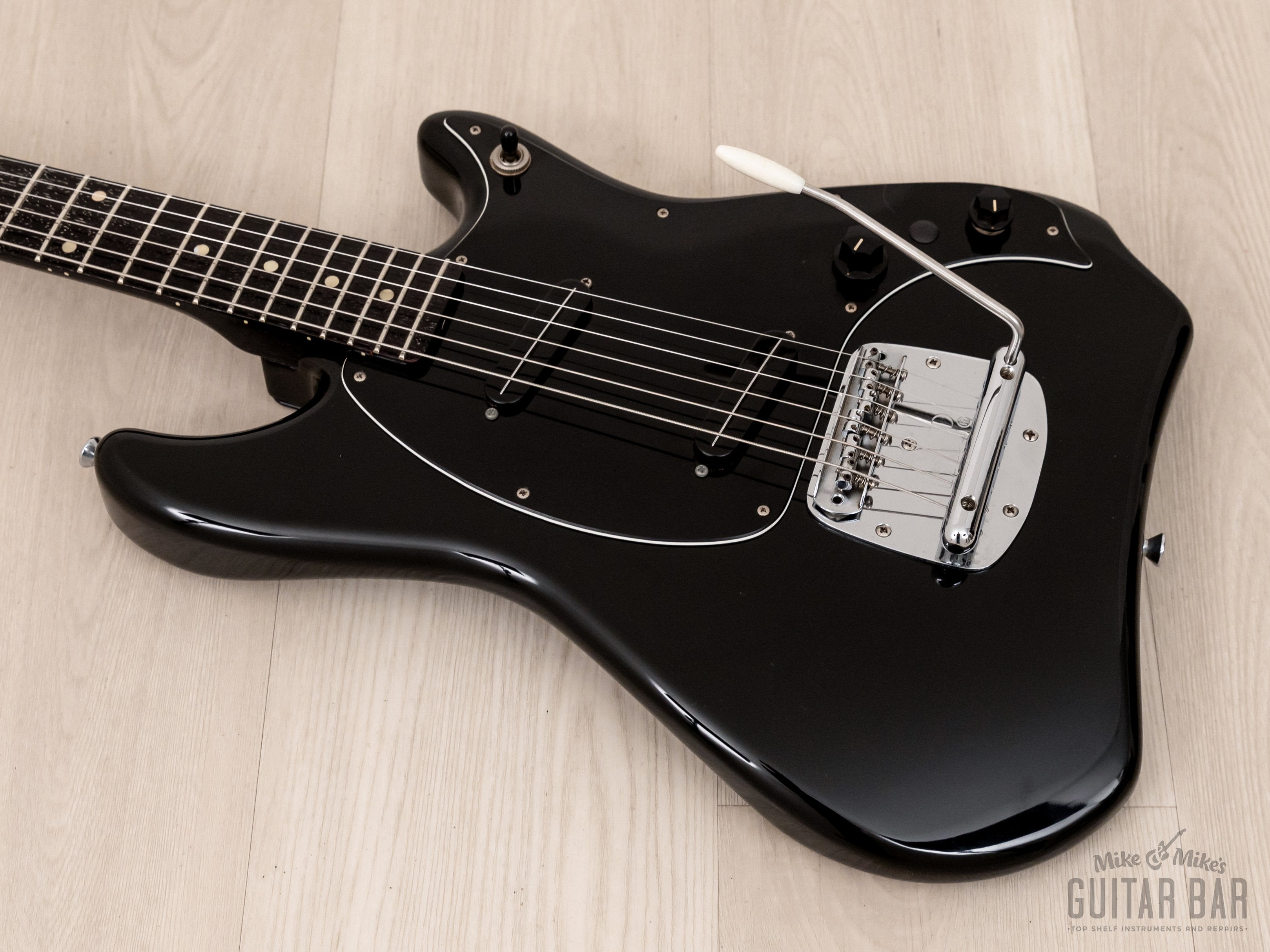 1984 Navigator by ESP Char Signature Model CM-160 Black, Japan