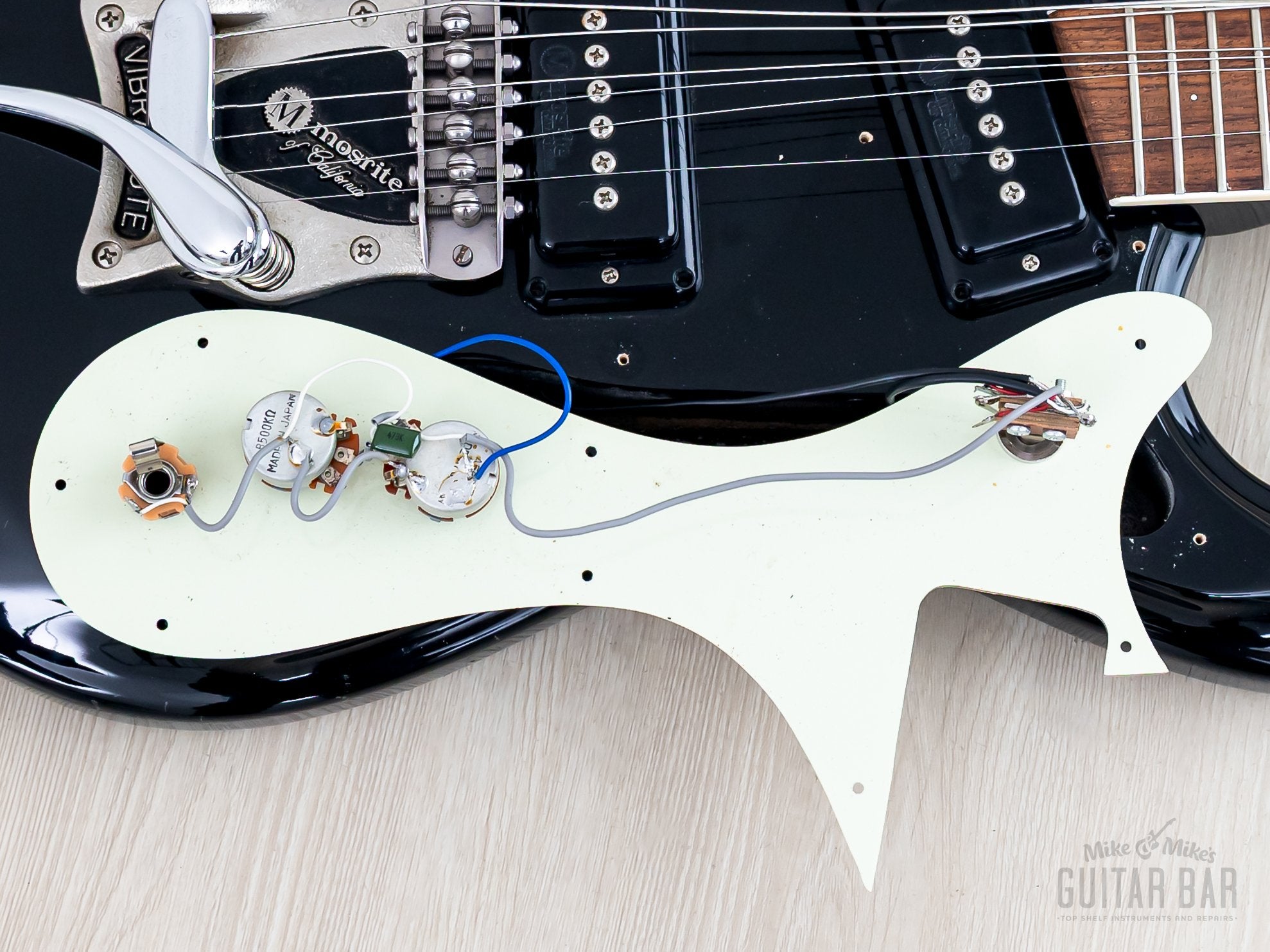 1990s Mosrite Ventures Model Super Custom '65 Black w/ Vibramute & Cas