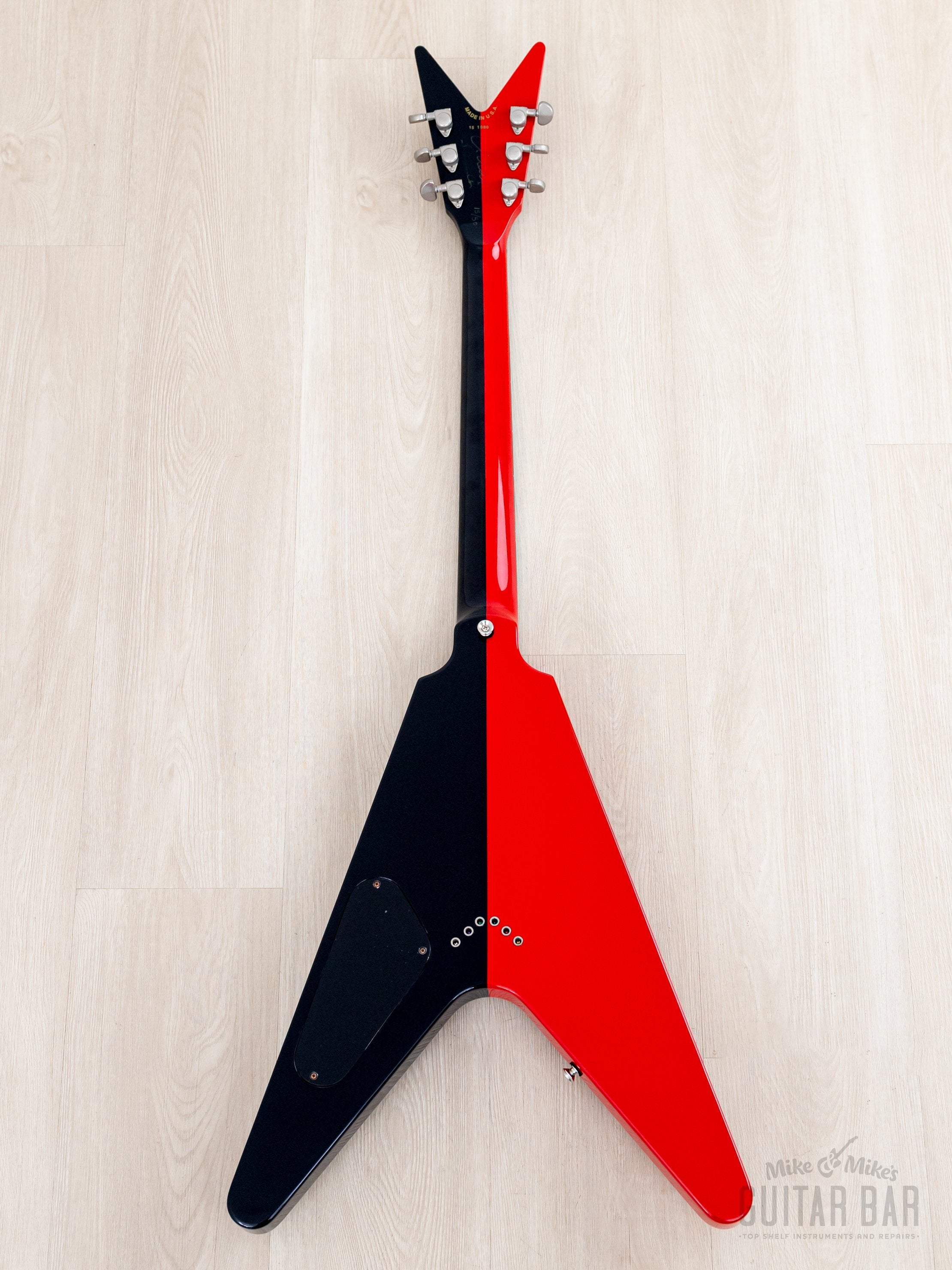 DEAN -「MICHAEL SCHENKER FEST V サイン入り DEAN - MICHAEL SCHENKER FEST V - RED BLACK WHITE | Guitars and More