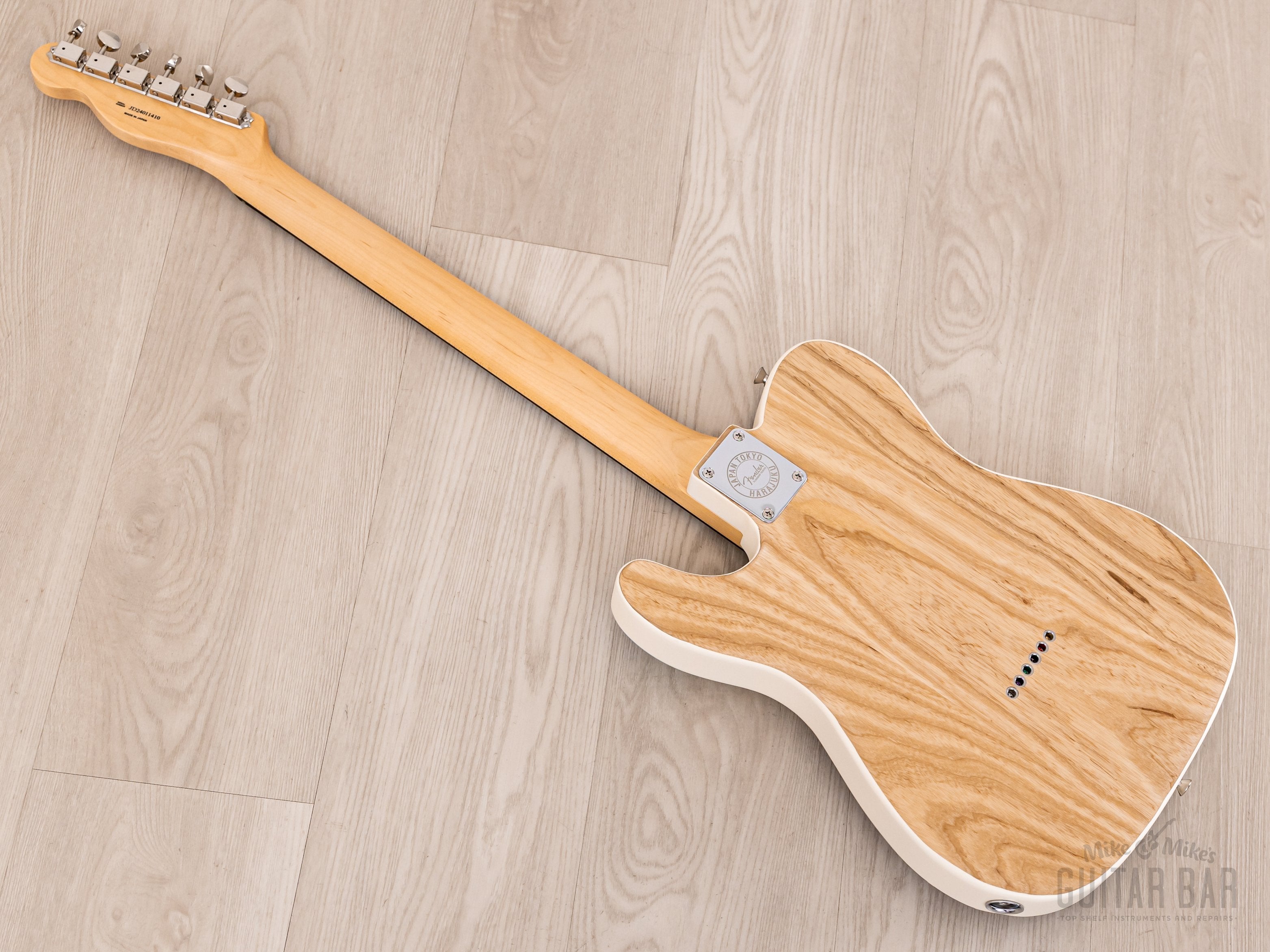 2024 Fender Japan Art Canvas Esquire Katsushika Hokusai Fuji, Mint w/