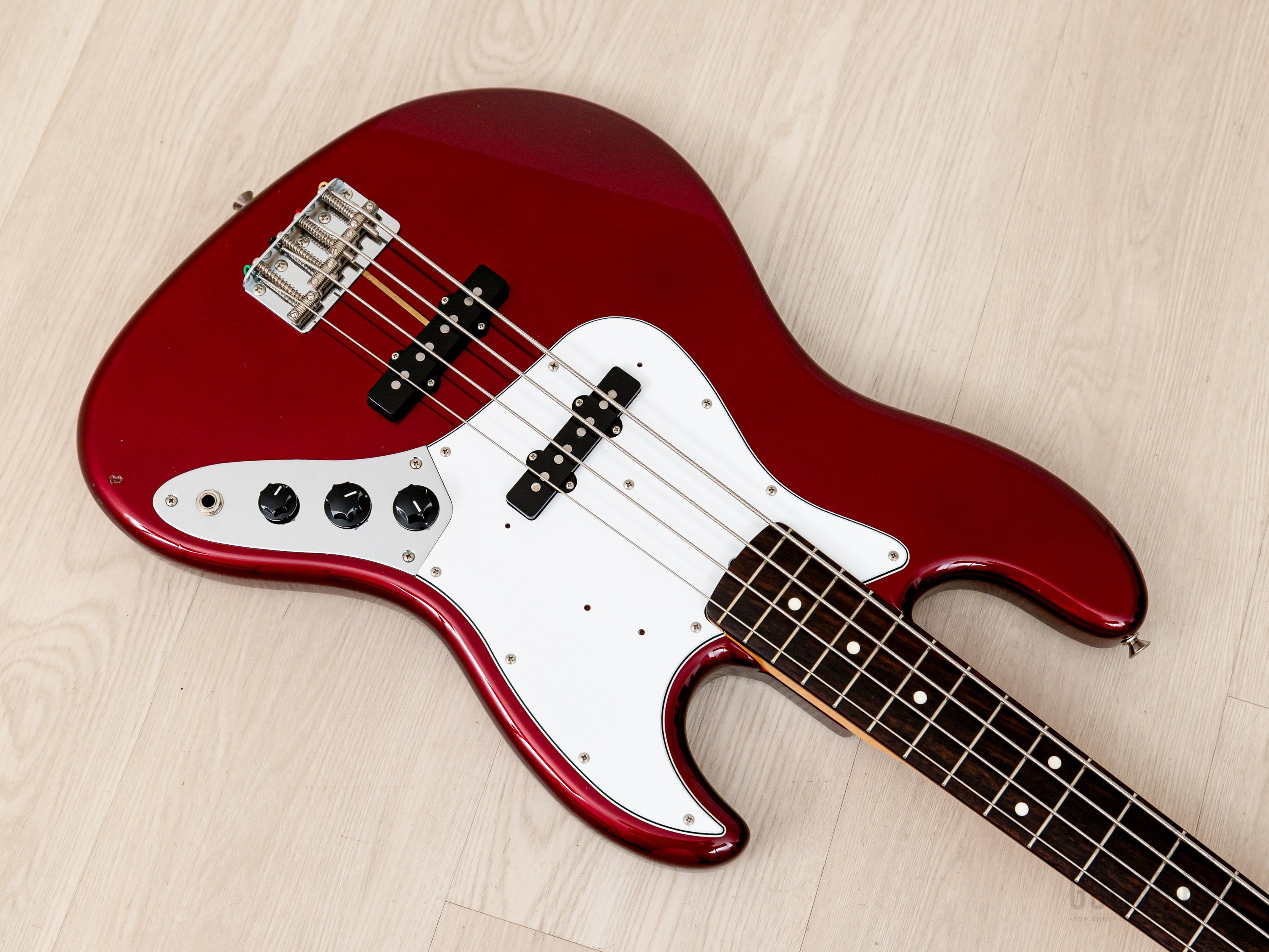 2009 Fender Jazz Bass ‘62 Vintage Reissue JB62-US Candy Apple Red w/ USA Pickups, Japan MIJ