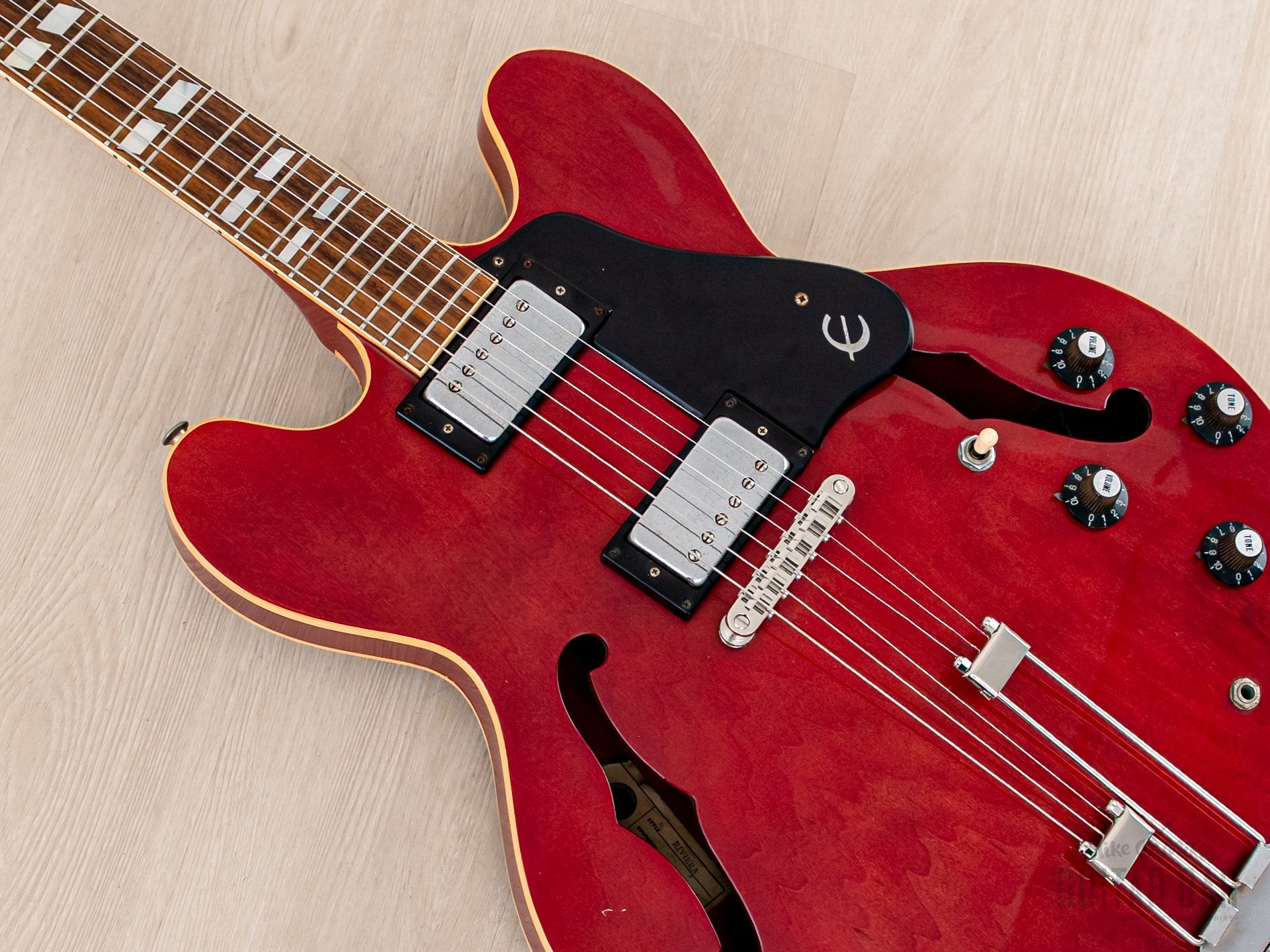 Epiphone Riviera Cherry Red 1980年代製 Epiphone Riviera Cherry Red 1980年代製 - メルカリ