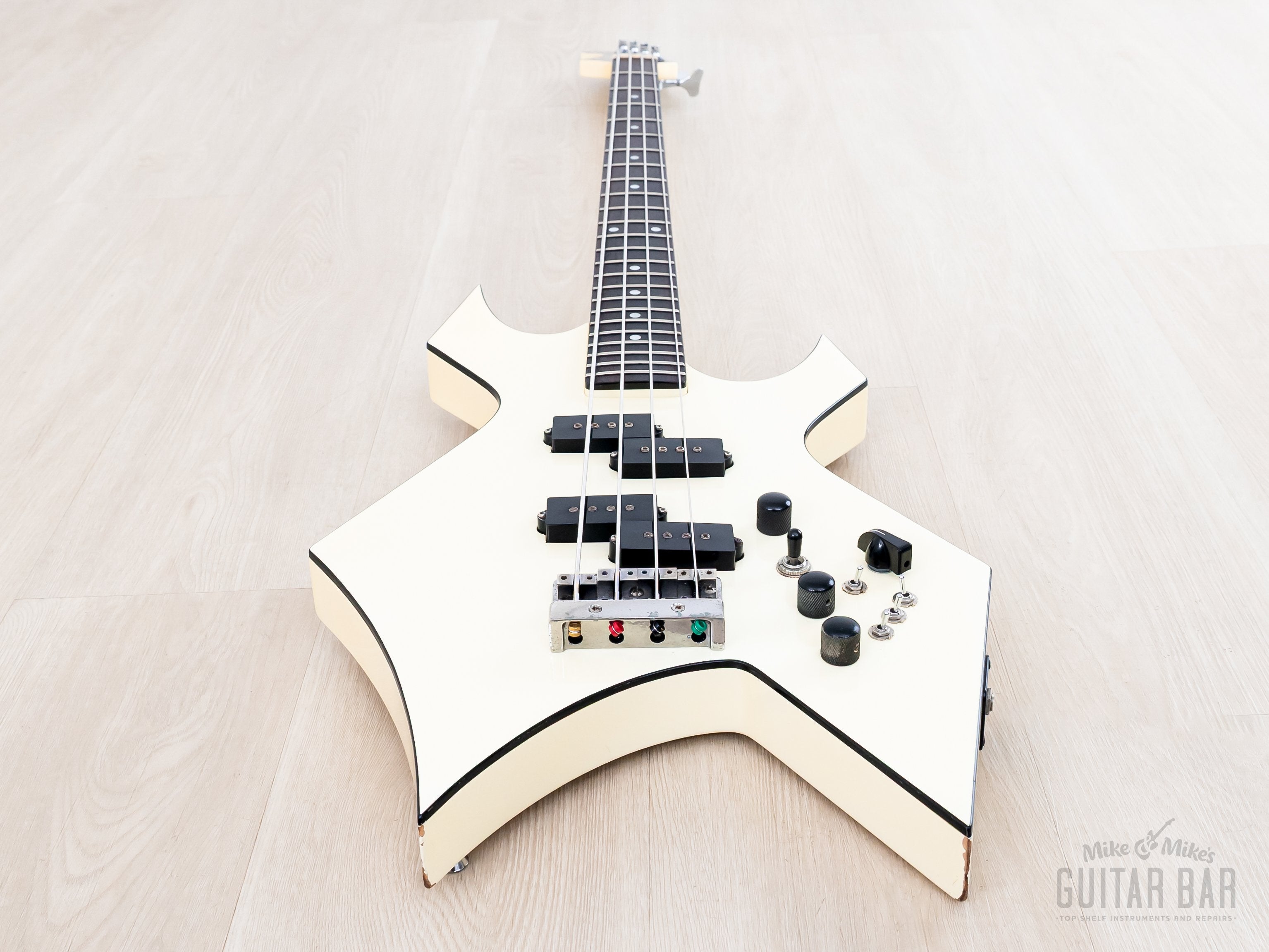 1985 B.C. Rich Warlock Bass NJ Series White Nikki Sixx w/ Active Pream