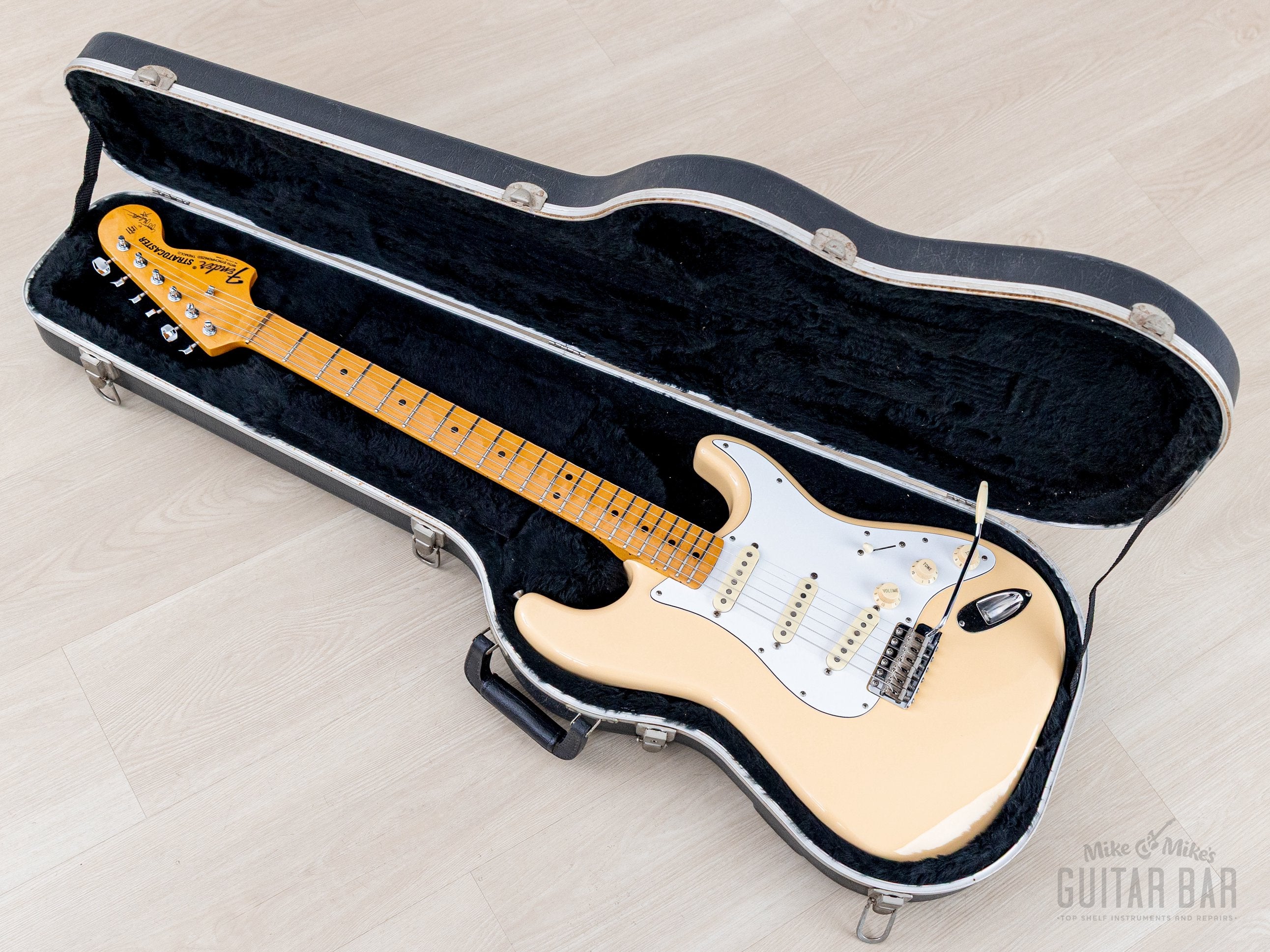 2006 Fender Yngwie Malmsteen Signature Stratocaster ST68-195YM Yellow