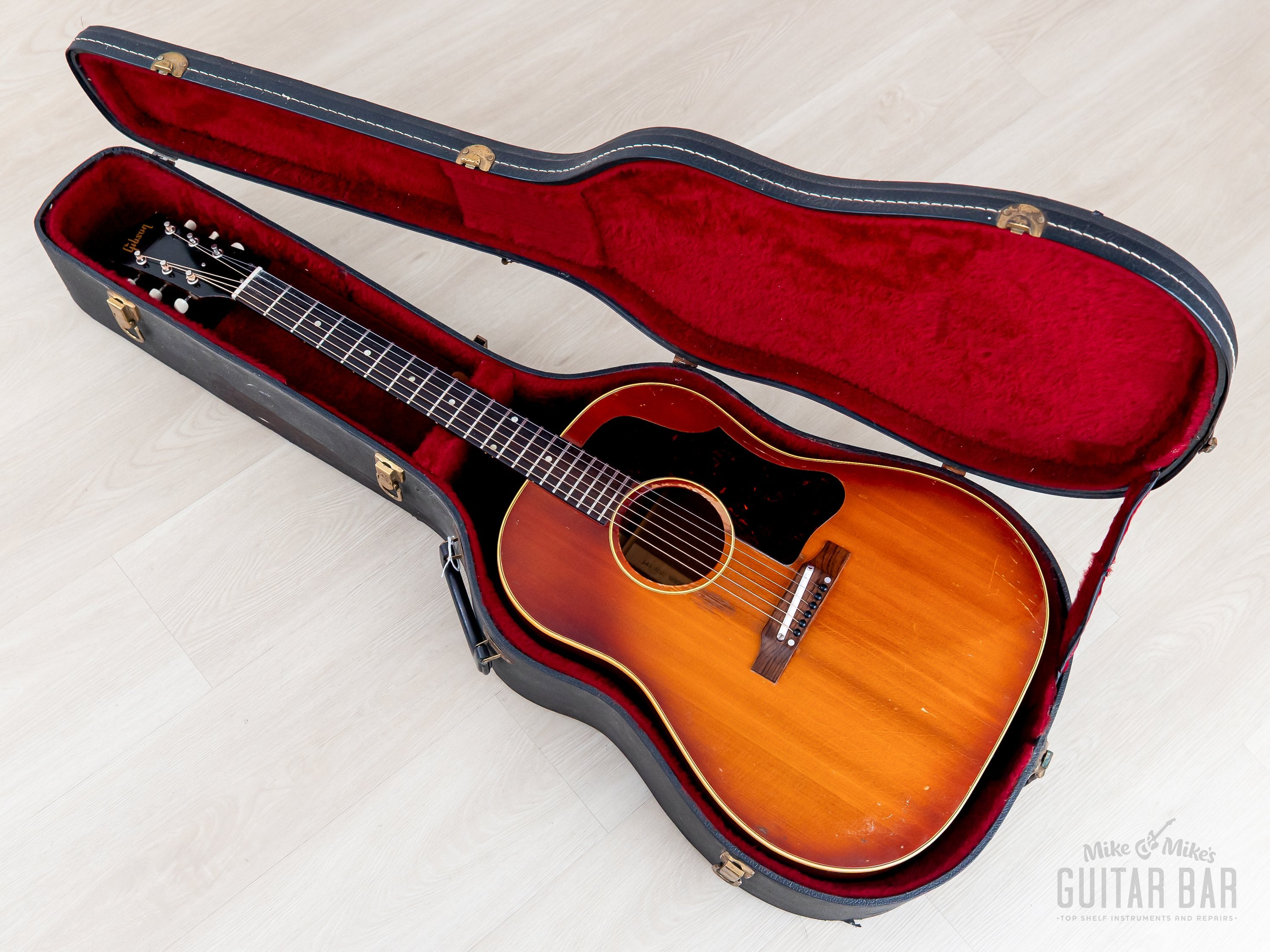 1961 Gibson J-45 ADJ Vintage Dreadnought Acoustic Guitar Cherry Sunbur