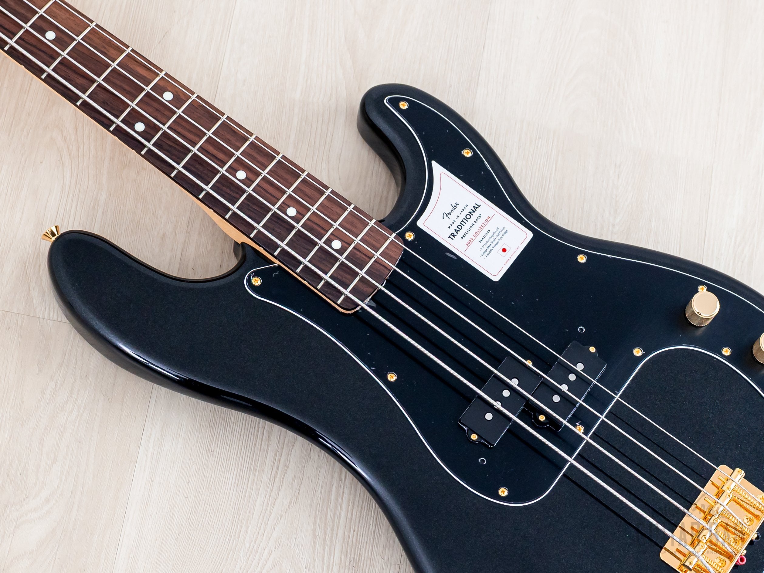 2025 Fender Traditional '60s Precision Bass Black Pearl, Near-Mint, Ja