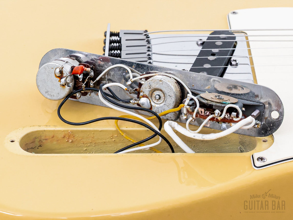 1988 Fender American Standard Telecaster Vintage White, control cavity wiring
