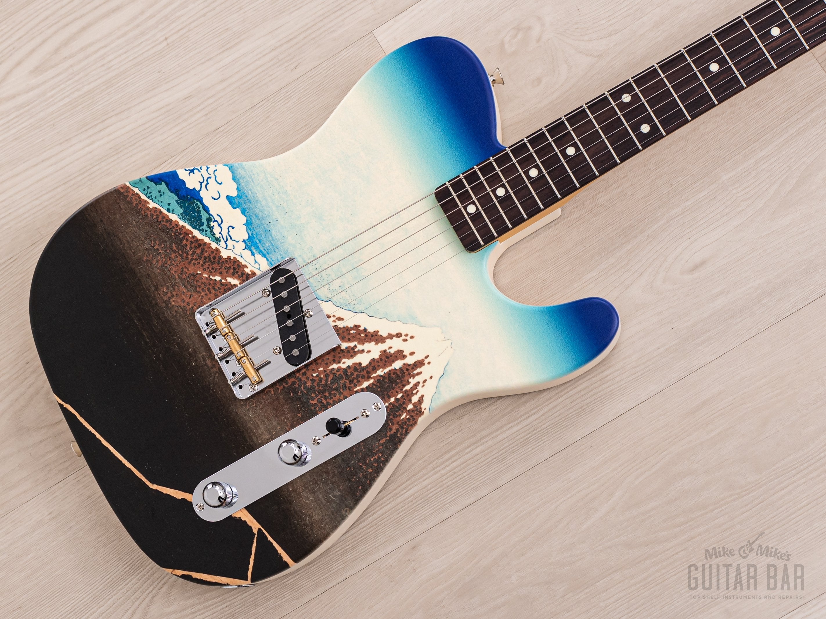2024 Fender Japan Art Canvas Esquire Katsushika Hokusai Fuji, Mint w/
