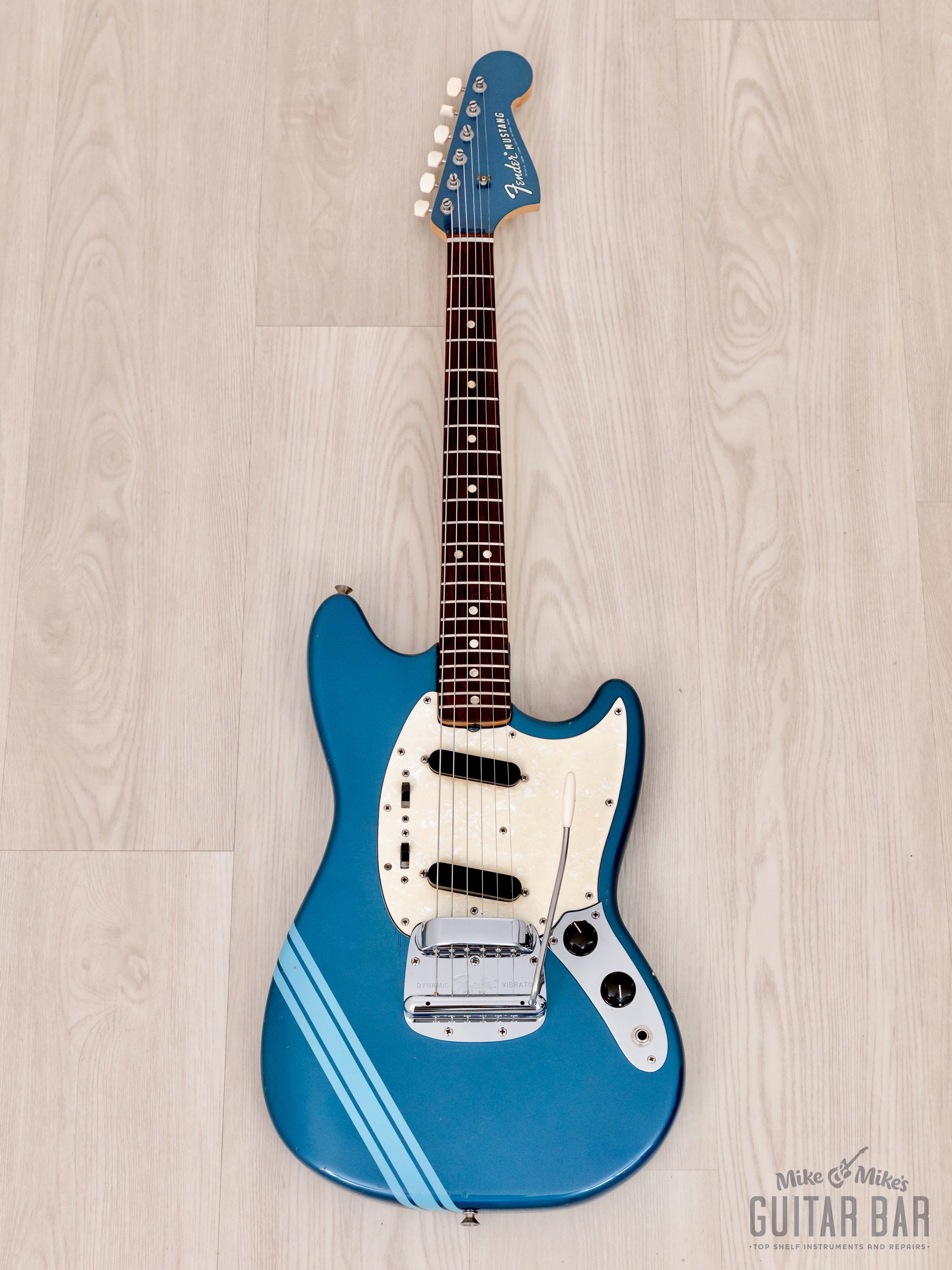 1970 Fender Competition Mustang Competition Burgundy + Headstock, Shor