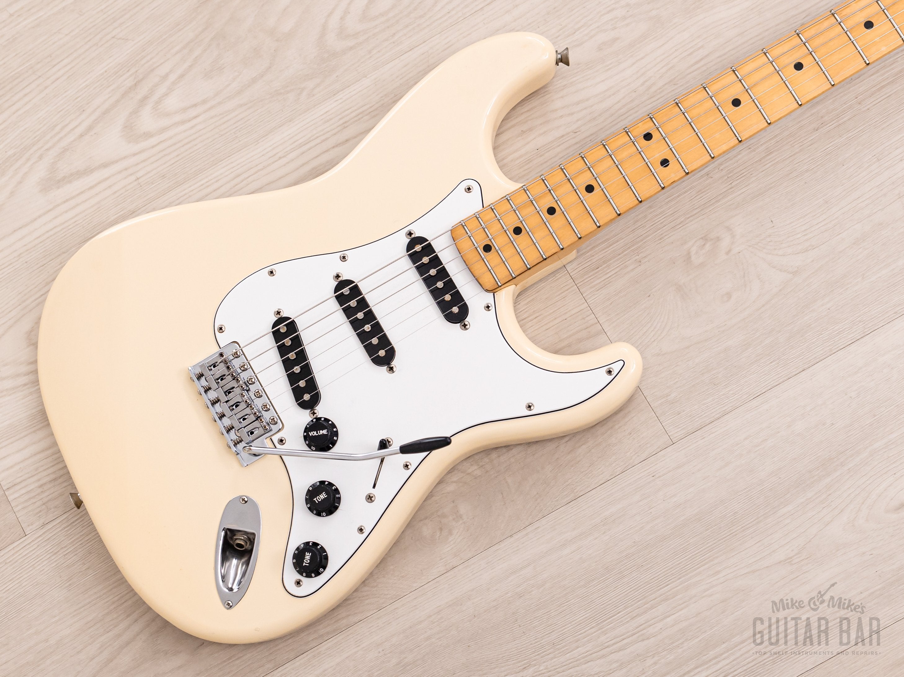 2002 Fender '72 Stratocaster ST72-58US Olympic White w/ American Vintage 57/62 Pickups, Japan CIJ