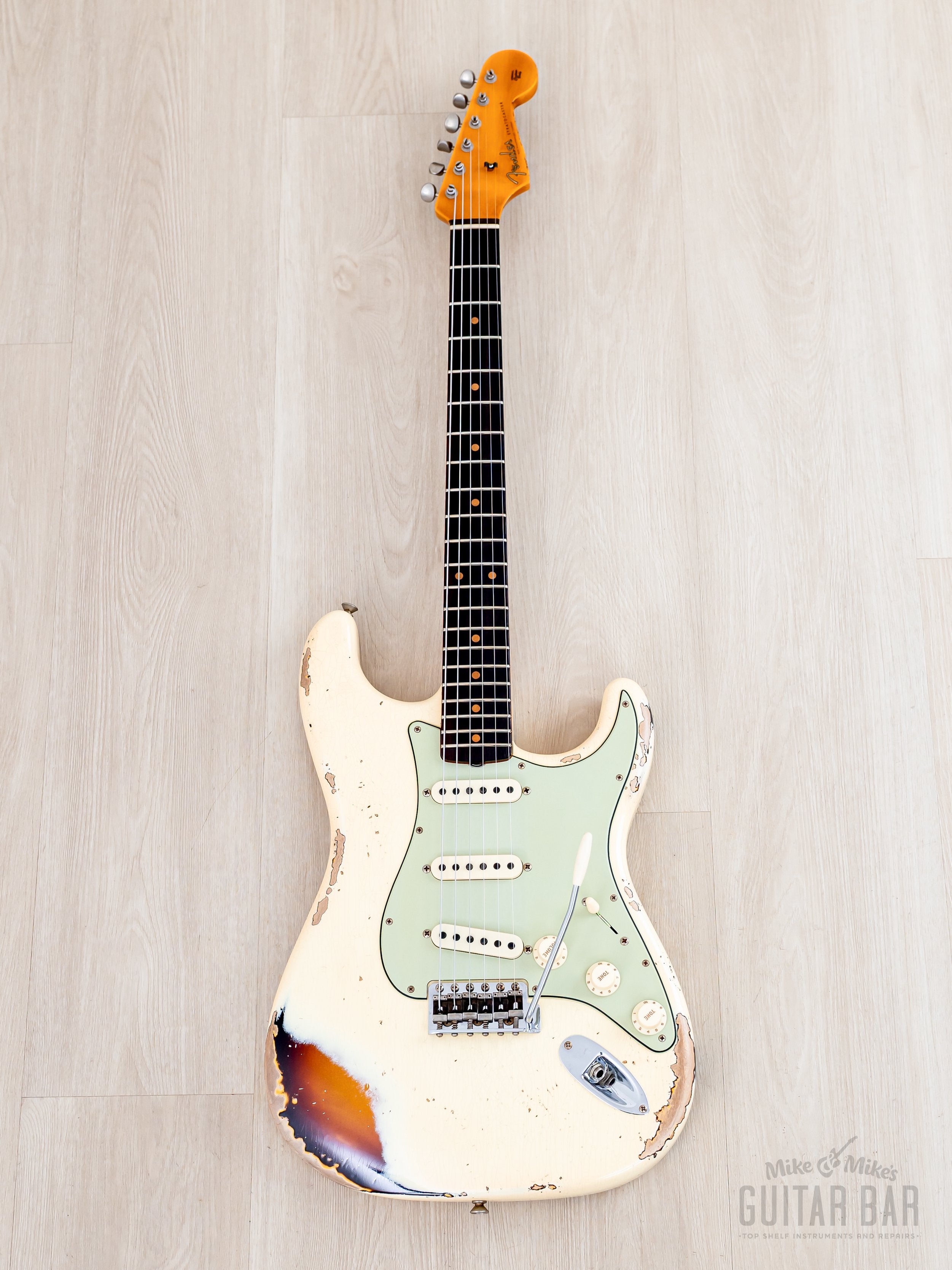 Fender Custom Shop 1961 Stratocaster Heavy Relic Aged Vintage White Ov