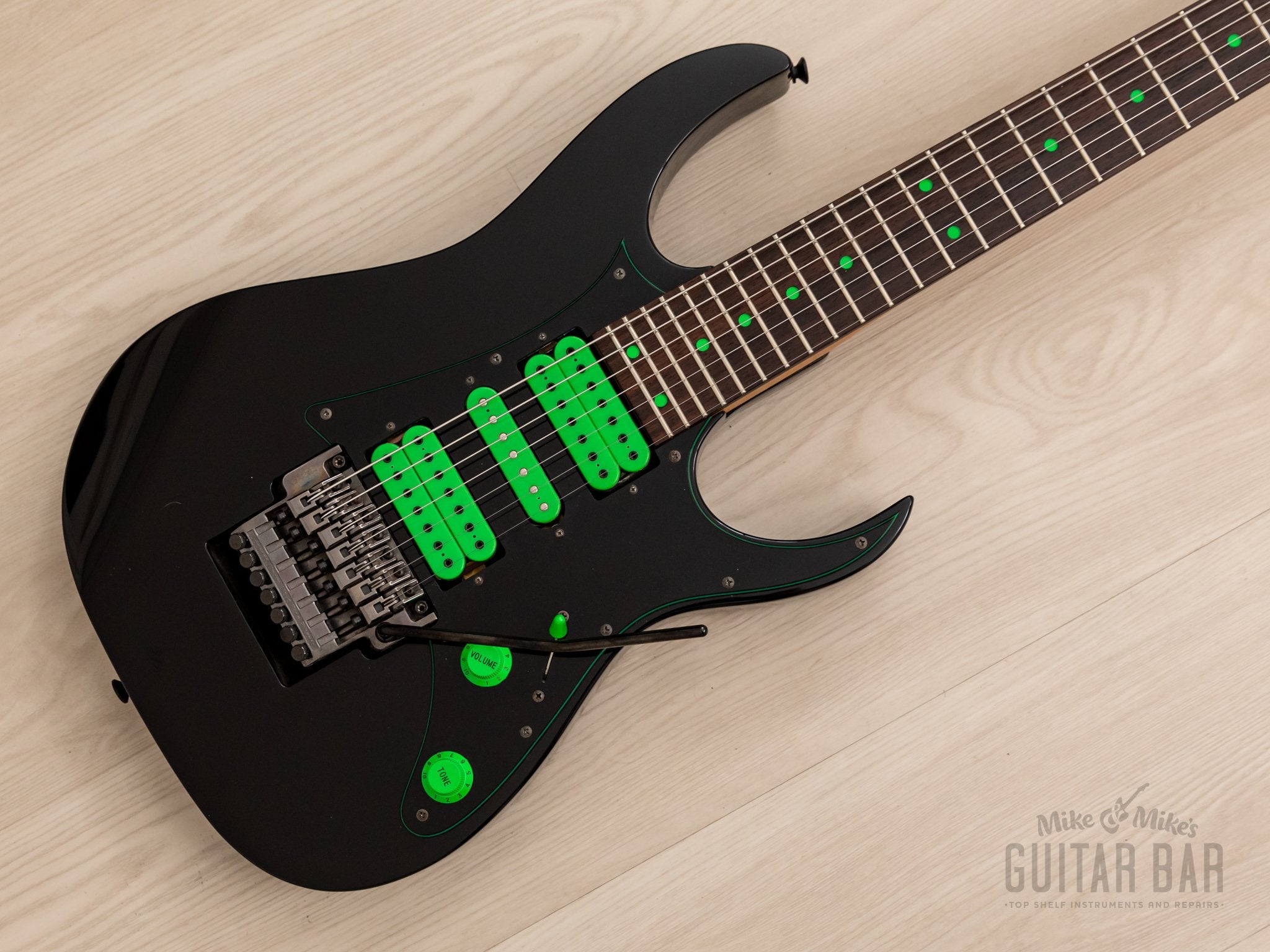 1991 Ibanez Universe UV7-BK Steve Vai Signature 7-String Guitar Black,  Near-Mint w/ Case, Japan Fujigen