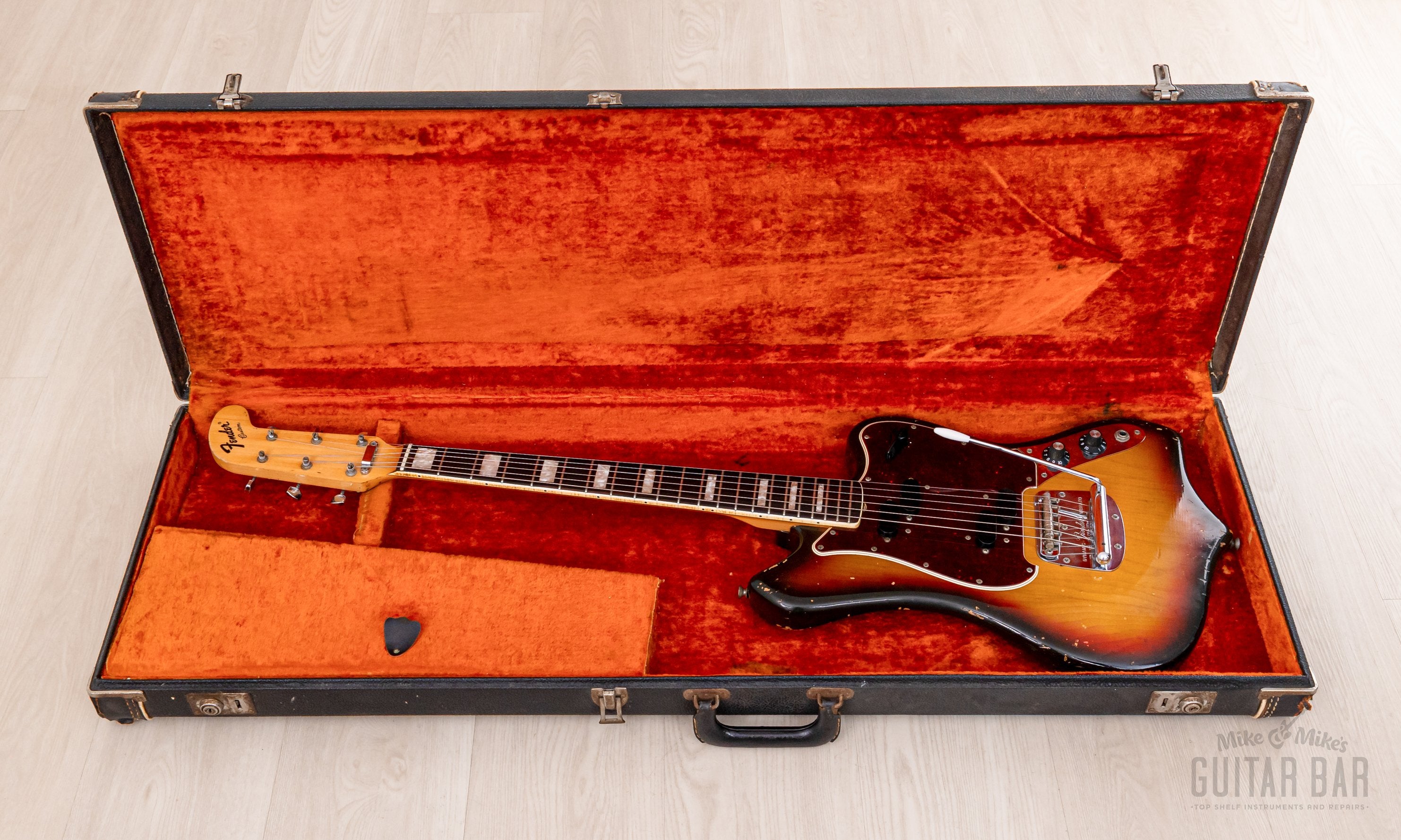 1969 Fender Custom (Maverick) Vintage Offset Electric Guitar Sunburst 100% Original w/ Case, Electric XII