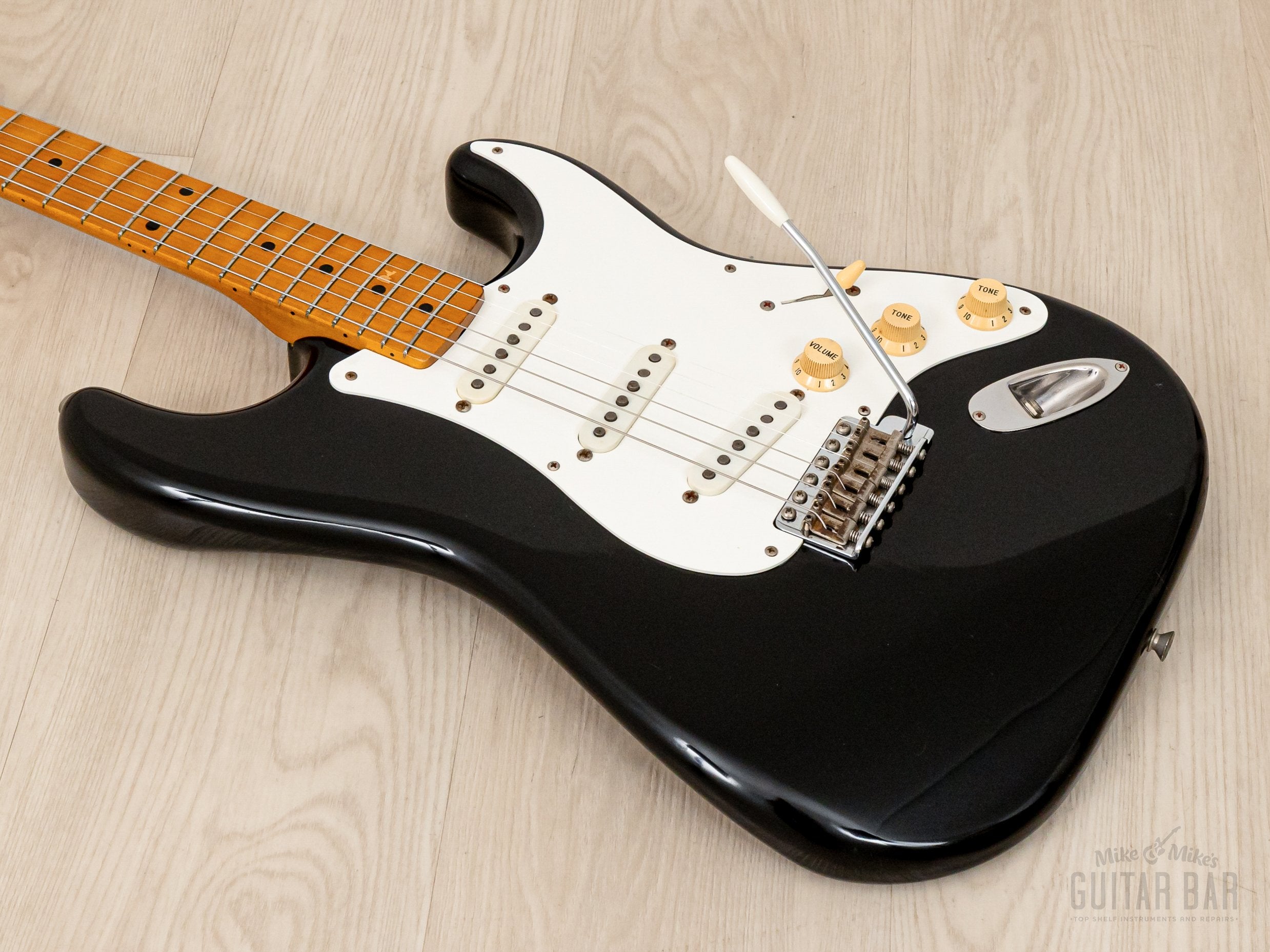 1989 Fender Stratocaster ‘54 Vintage Reissue ST54-55 Black w/ Case, Japan MIJ Fujigen