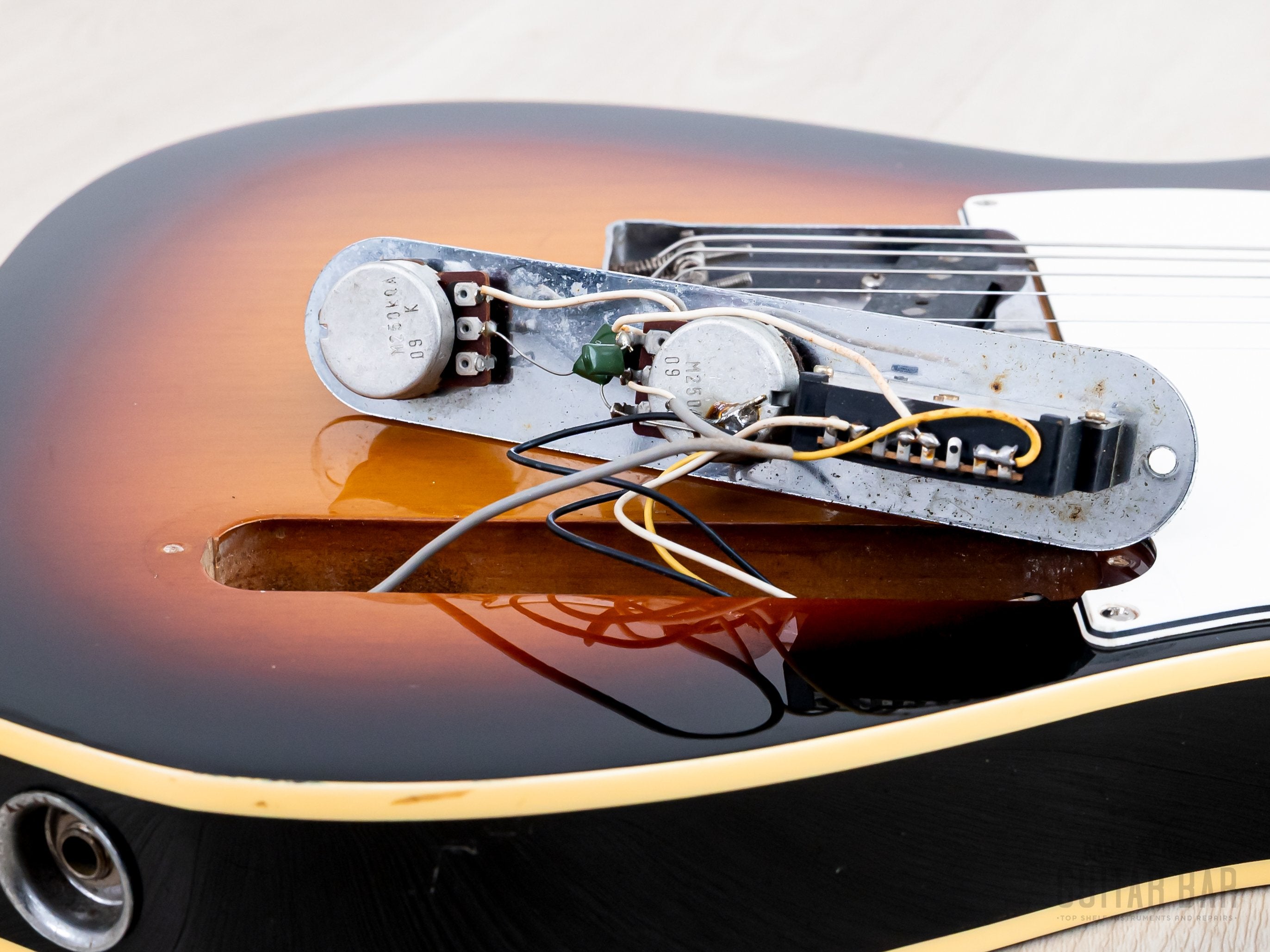 1990 Fender Telecaster Custom '62 Vintage Reissue TL62B-650 Sunburst w