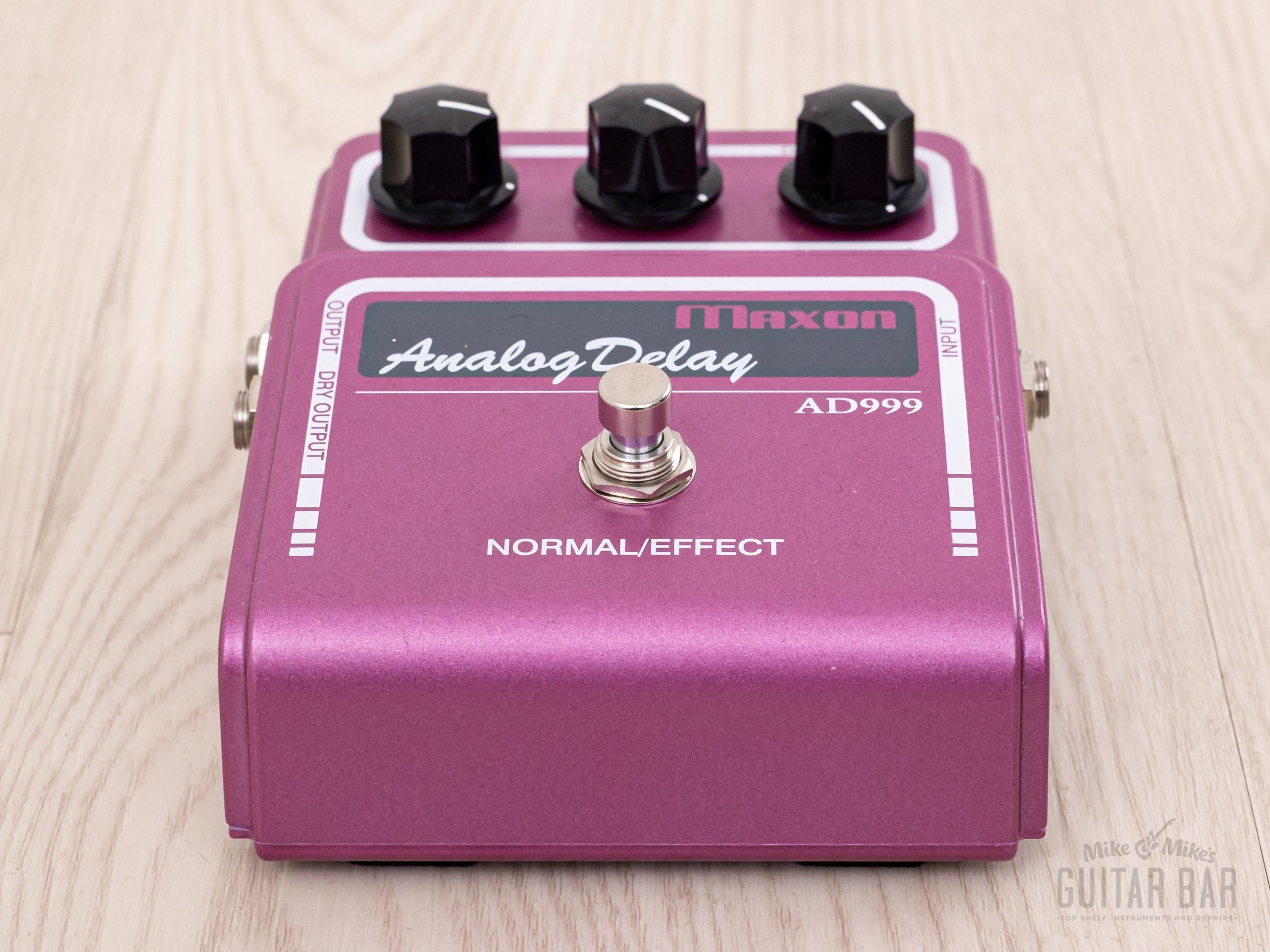 Maxon AD999 Analog Delay BBD Effects Pedal, Near-Mint