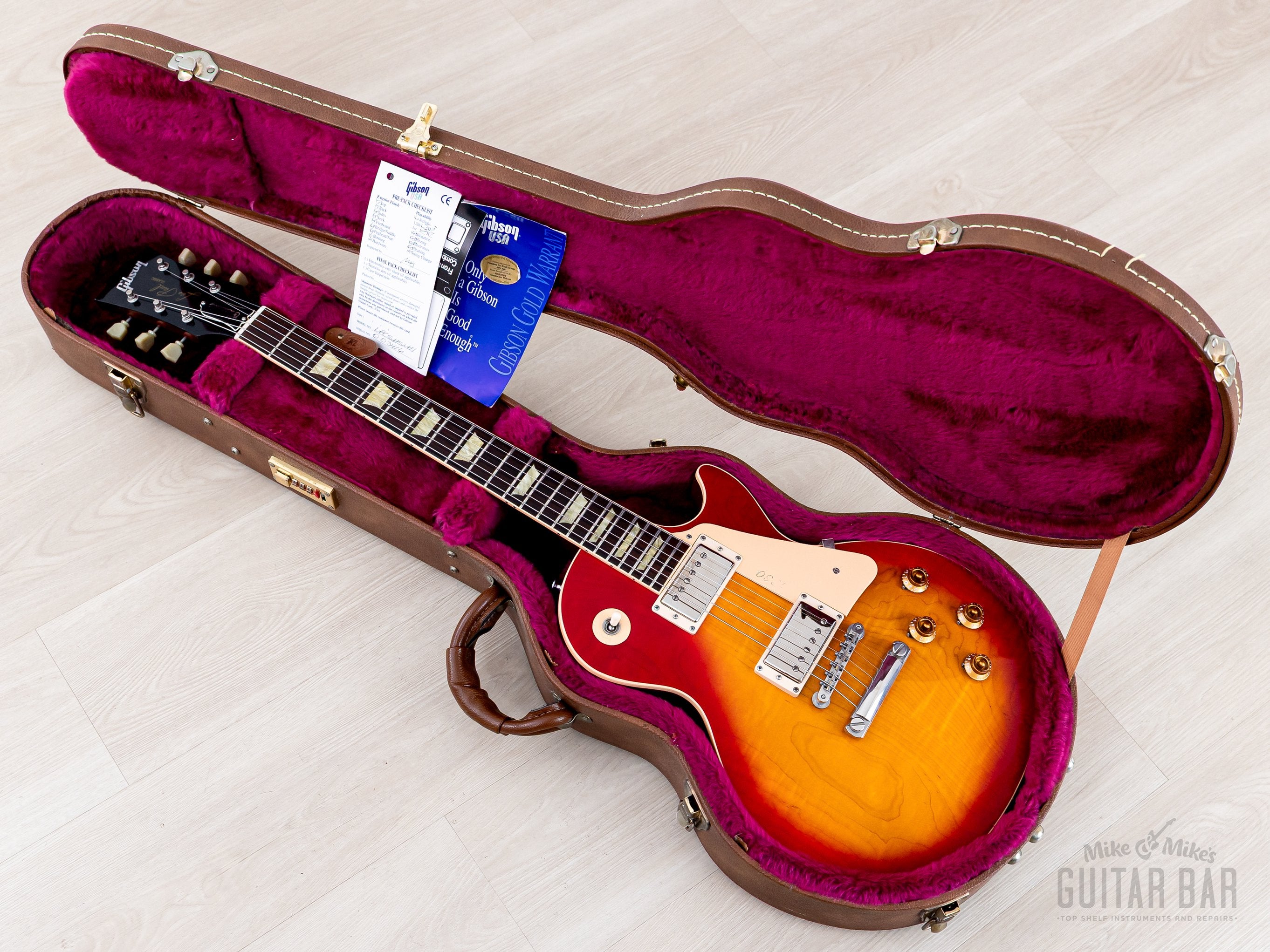 m*u様 Gibson Les Paul Classic Plus 2000年製 2000 Gibson Les Paul Classic Plus Heritage Cherry Sunburst w/ Case, Ha