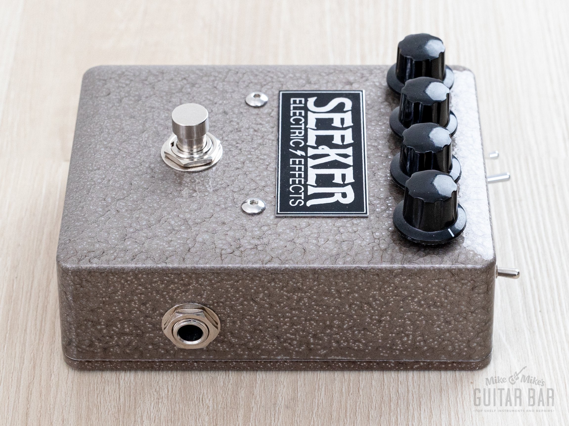 Seeker Electric Effects Buzzaround Hi-Cut Fuzz Effects Pedal w/ Box
