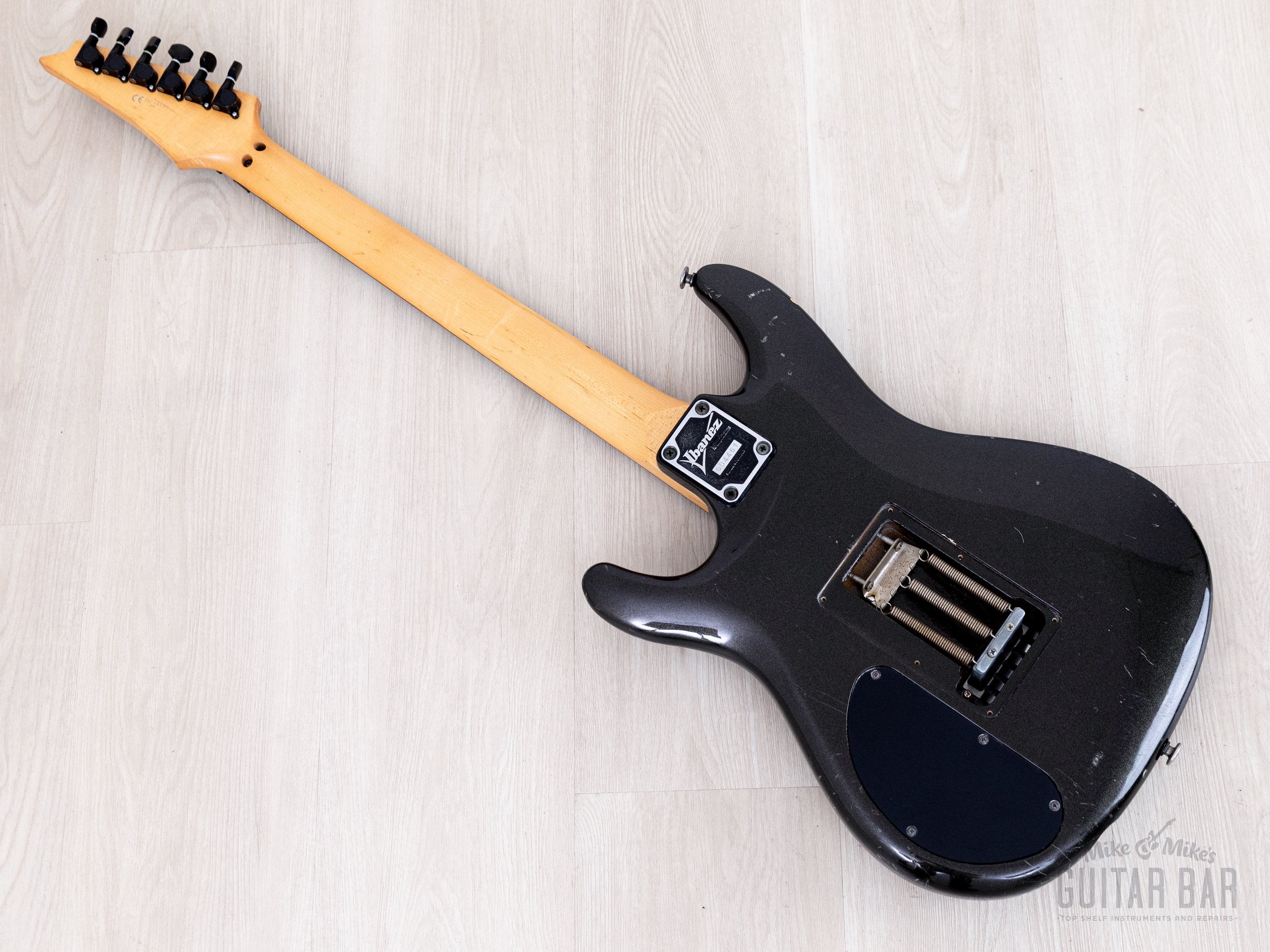1997 Ibanez JS1000-BP Joe Satriani Signature Black Pearl HH w/ DiMarzi