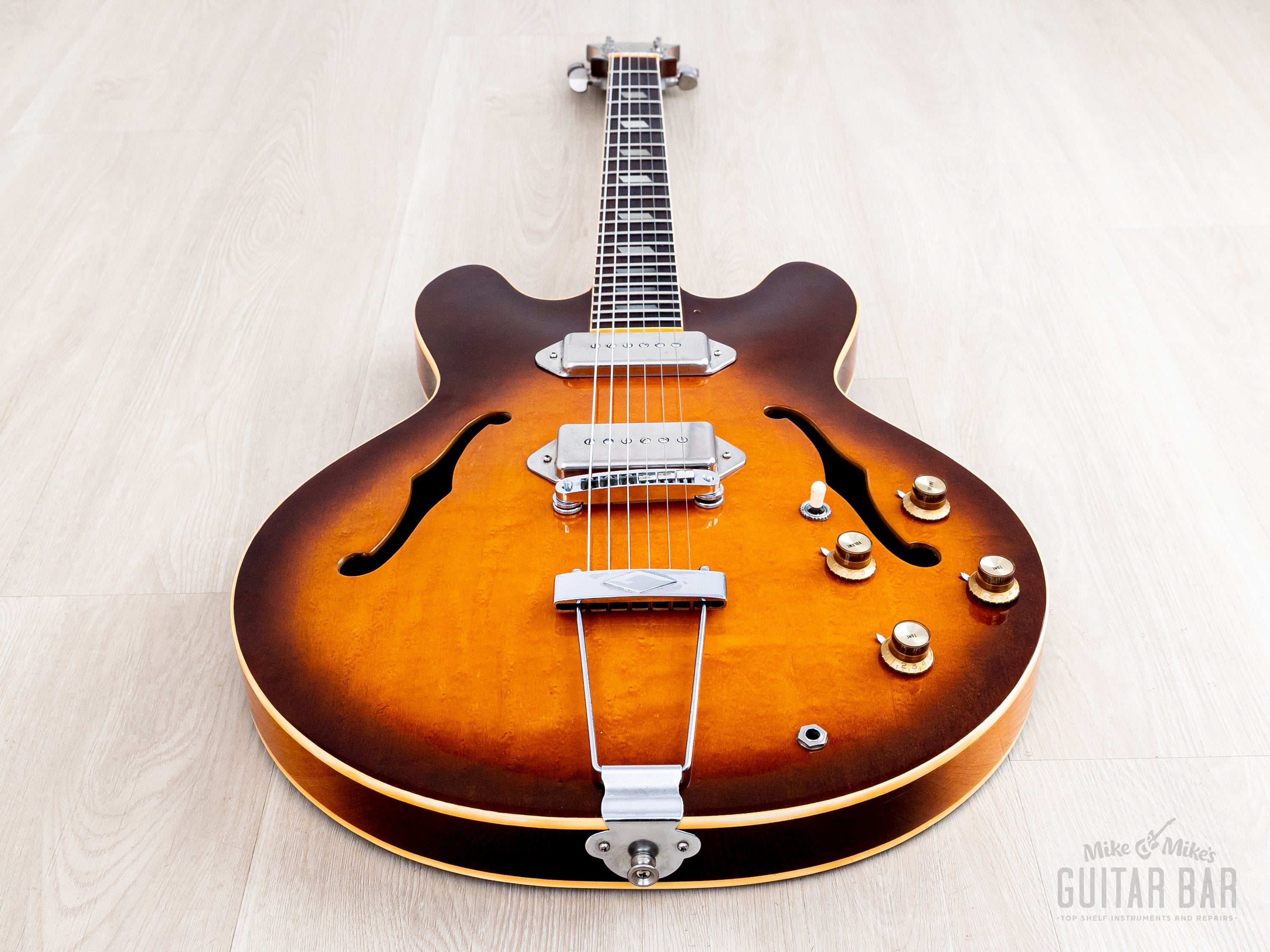 1980 Epiphone Casino Vintage Guitar Sunburst Near-Mint w/ Case, Matsum