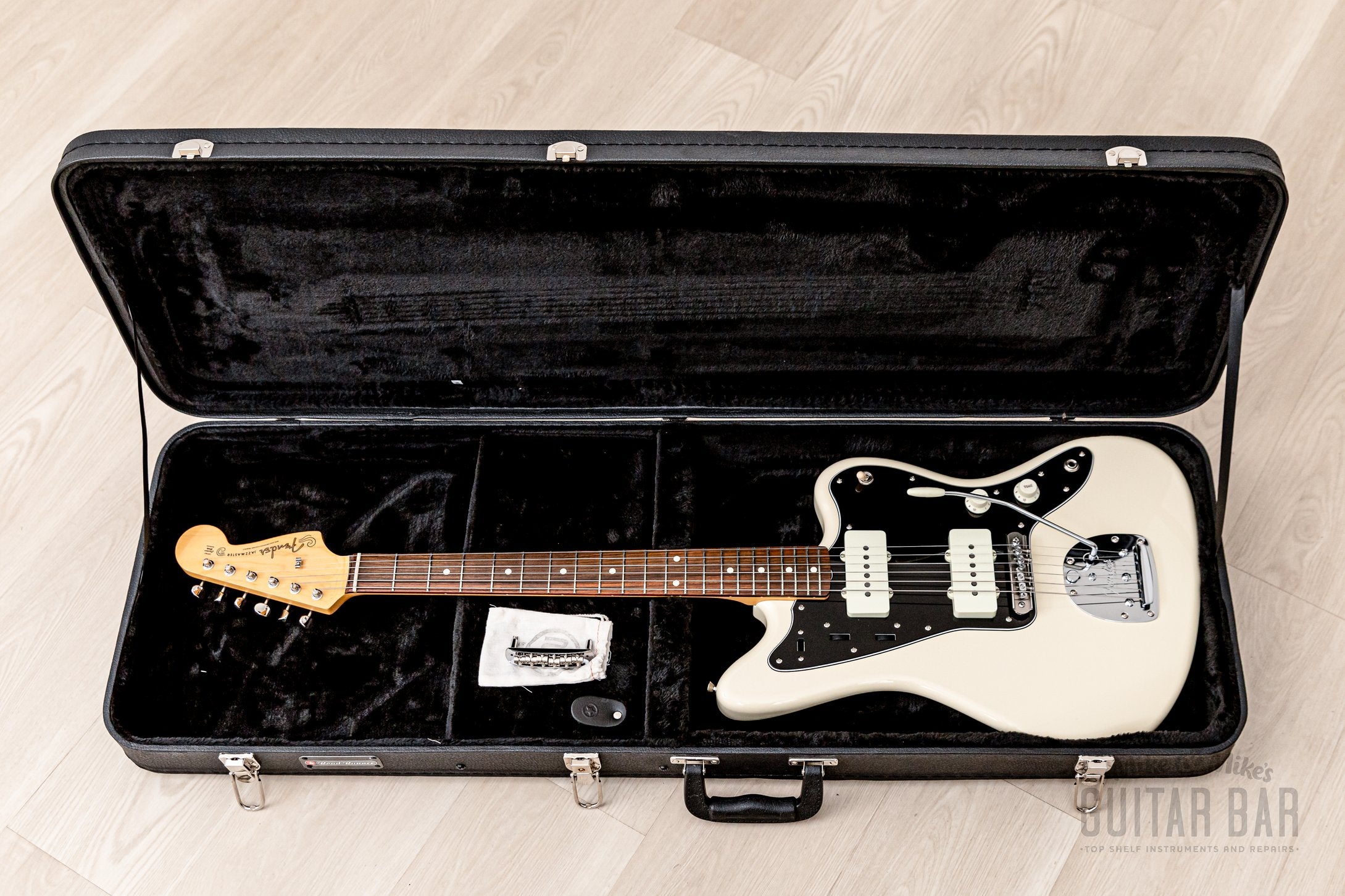 2020 Fender Hybrid 60s Jazzmaster Olympic White Near-Mint w/ Mastery Bridge & Case, Japan MIJ