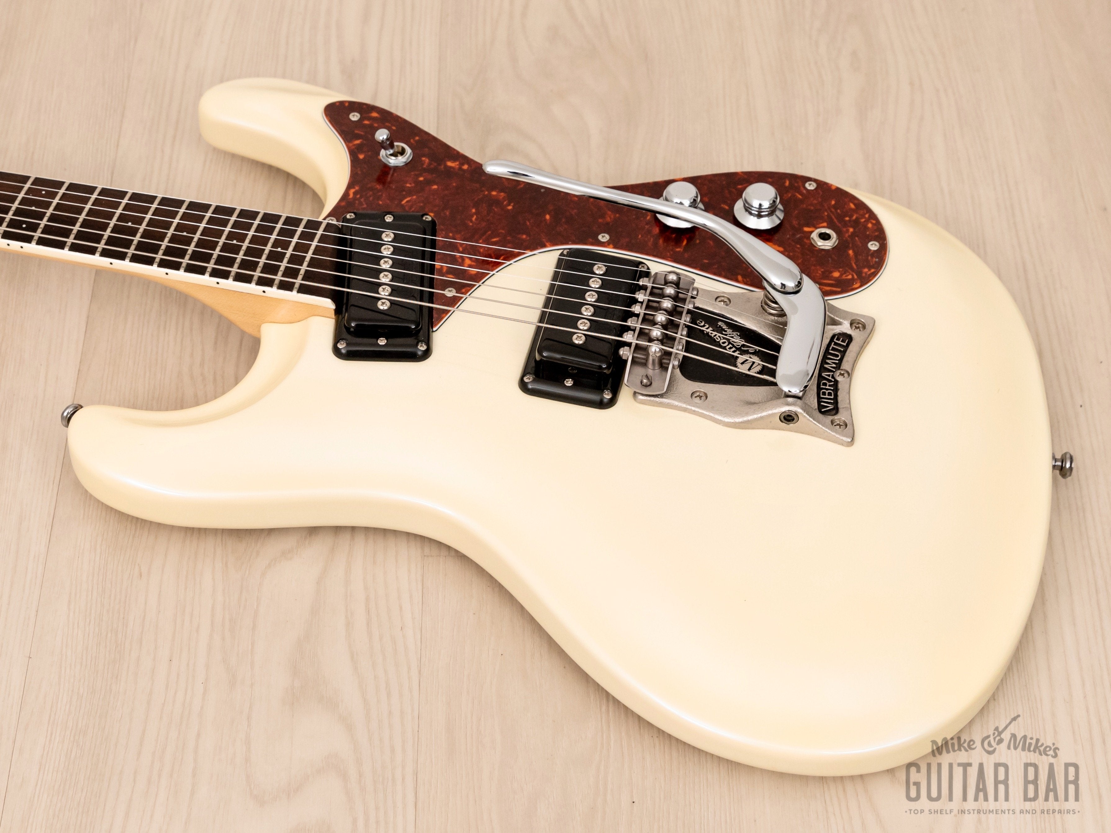 2000s Mosrite Ventures Model Super Custom '65 Pearl White w/ Vibramute, Case & Hangtags, Japan Kurokumo