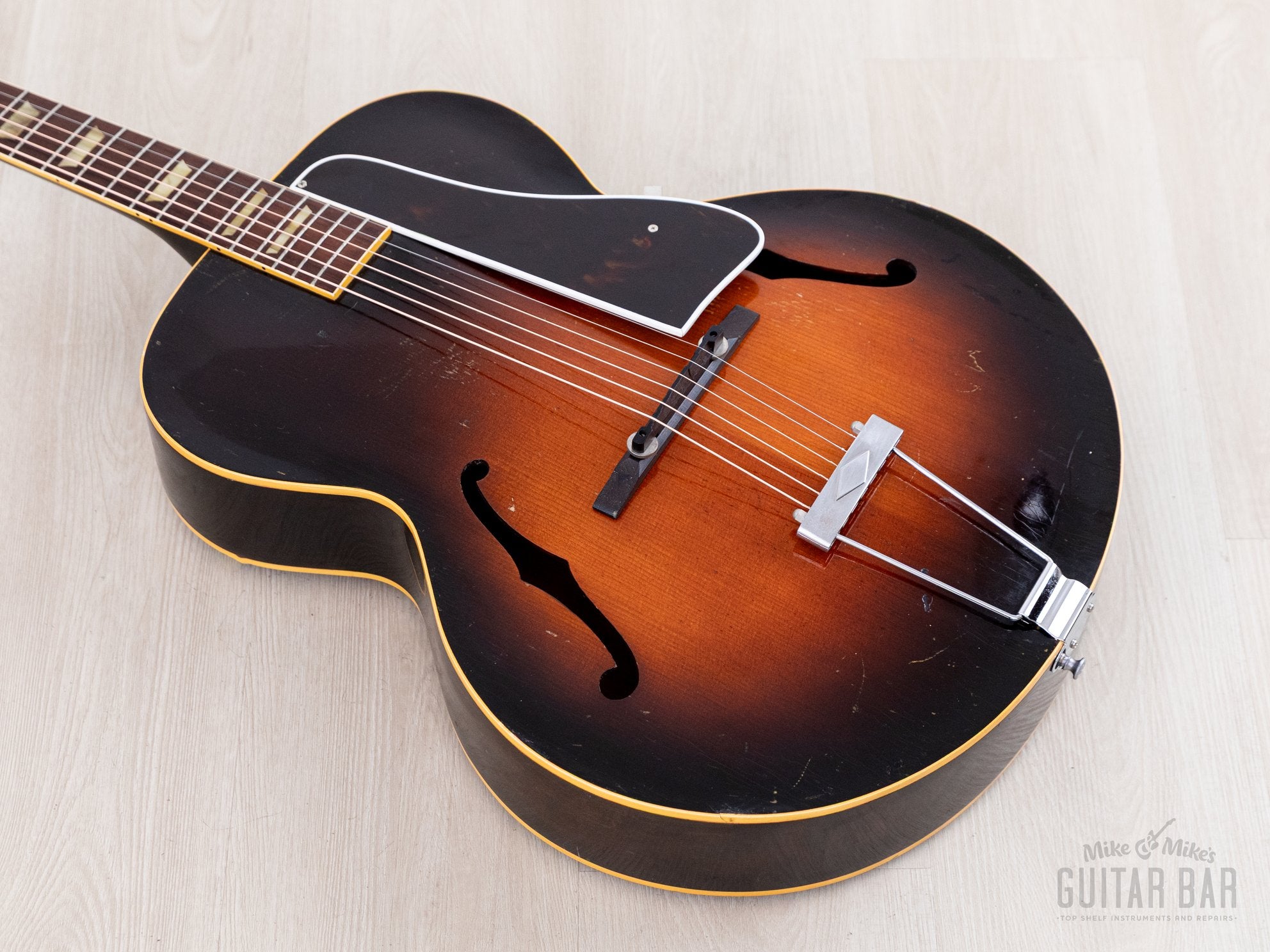 1951 Gibson L-50 Vintage Carved Top Archtop Acoustic Guitar Sunburst w