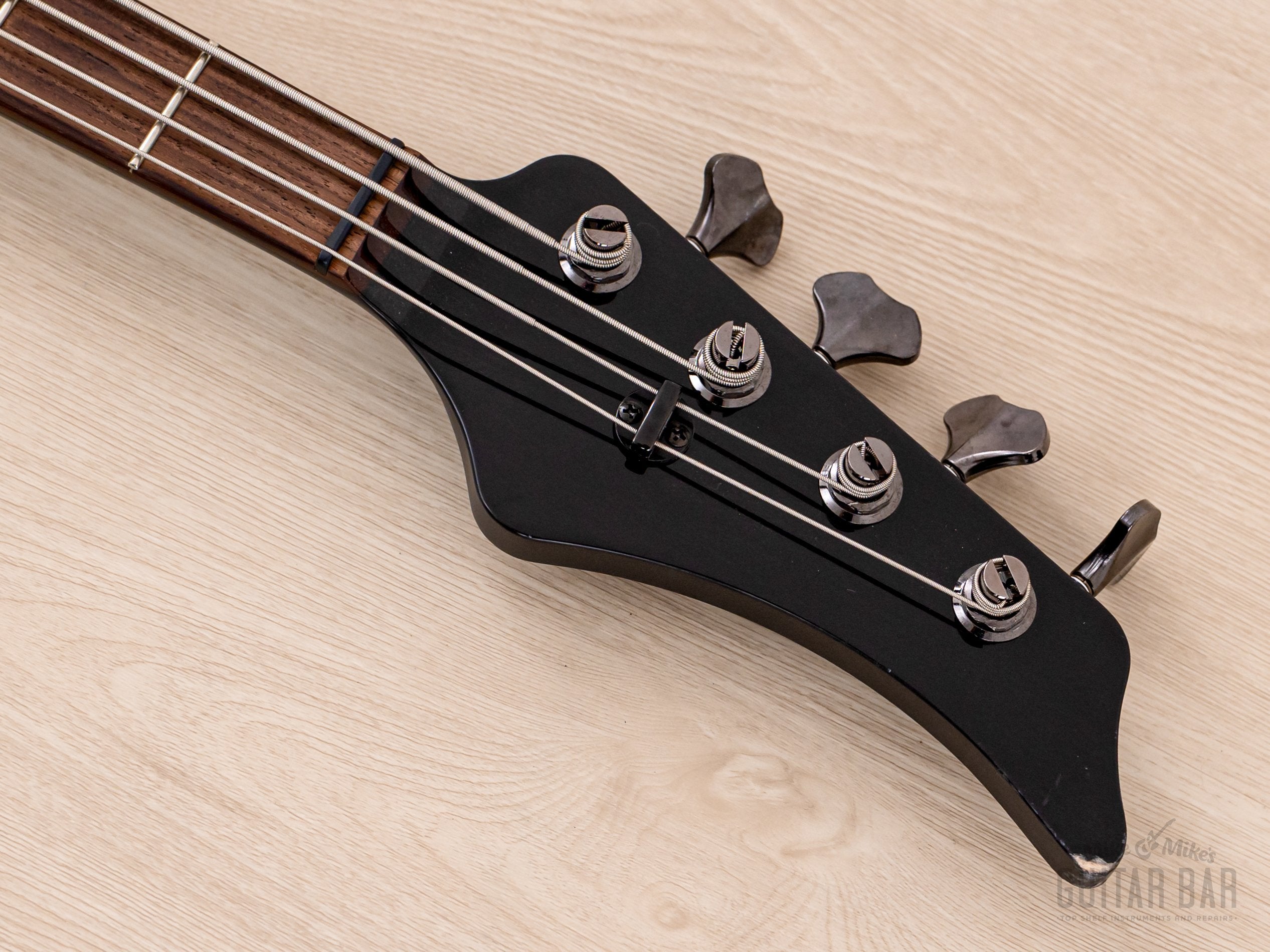 2021 EVO Bass B0101Z-4 Aluminum Body w/ Aguilar Pickups, OPB-3 Active Preamp, Flight Case & Tags