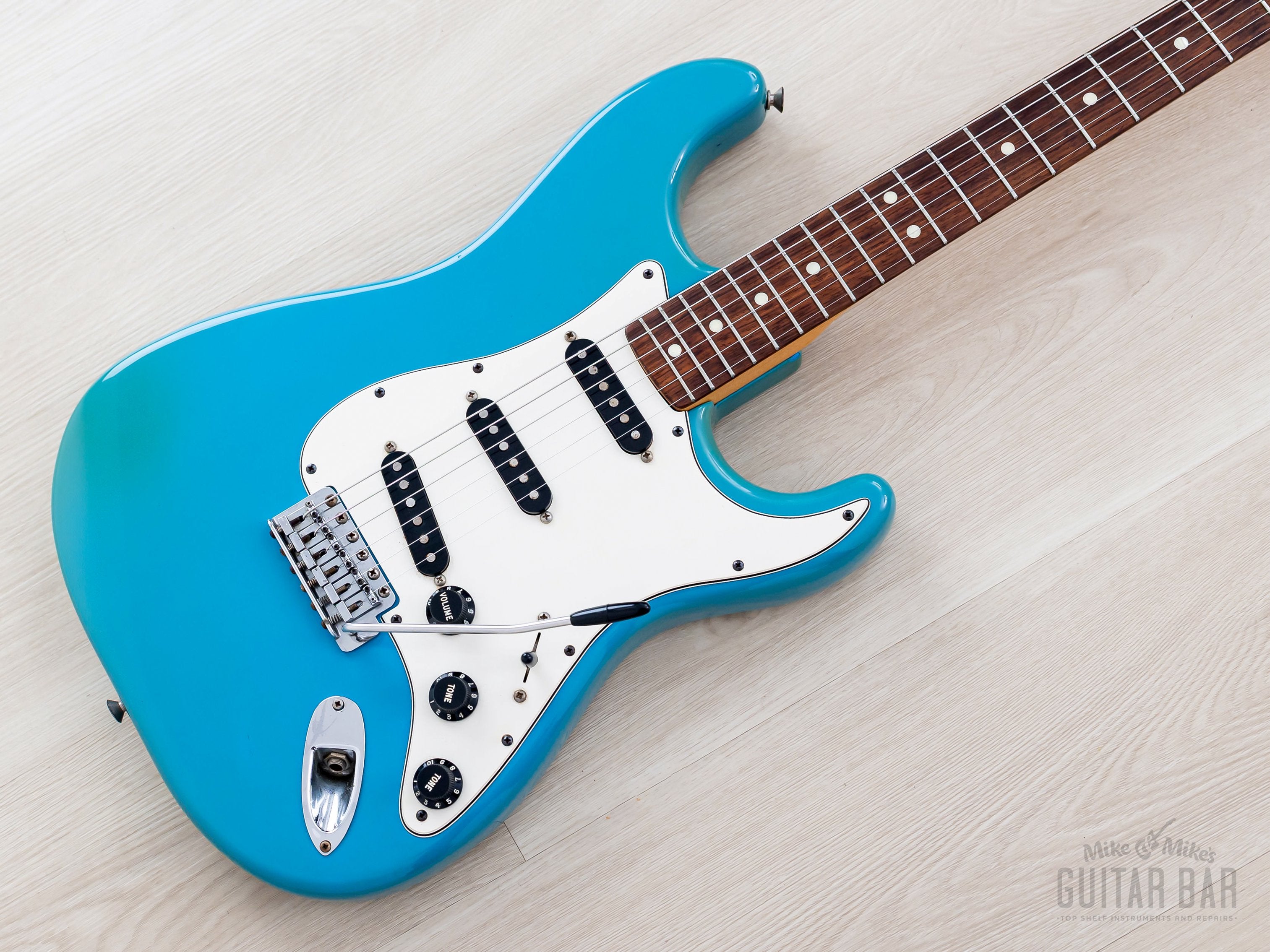 1981 Fender International Color Series Stratocaster Maui Blue, 100% Or